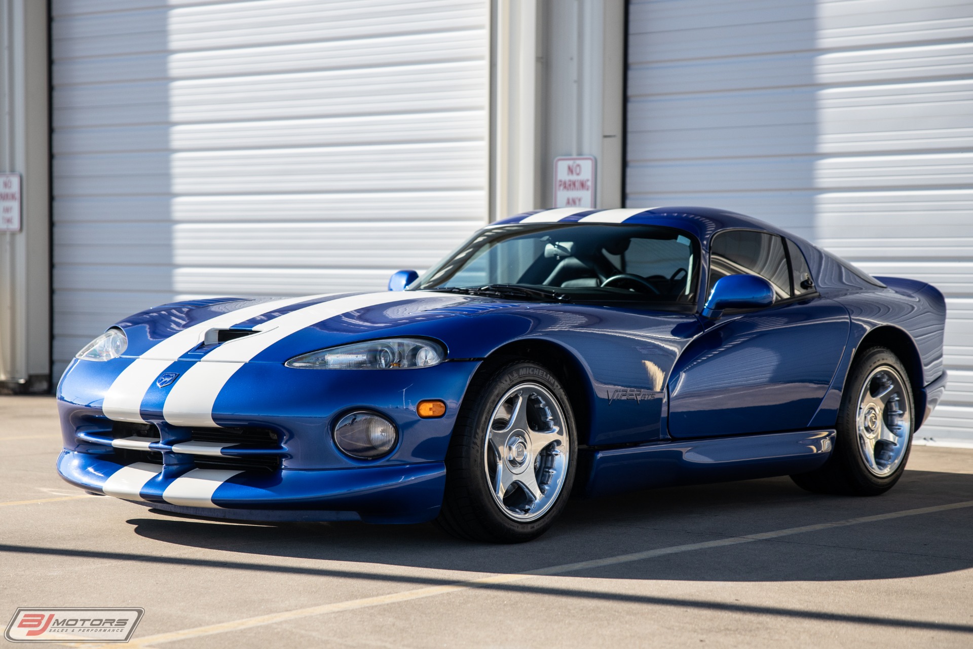 Used-1997-Dodge-Viper-GTS