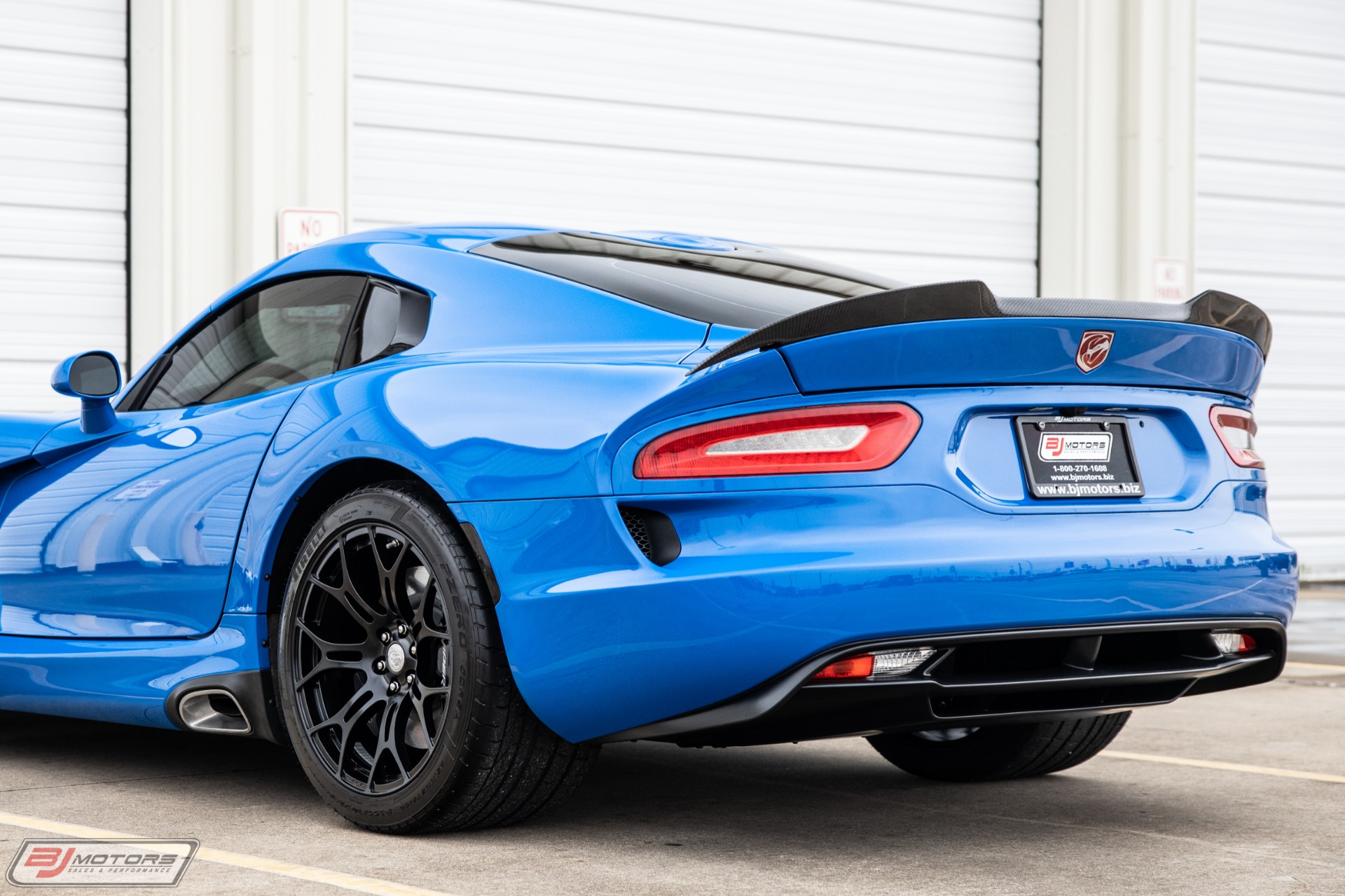 Used-2016-Dodge-Viper-SRT