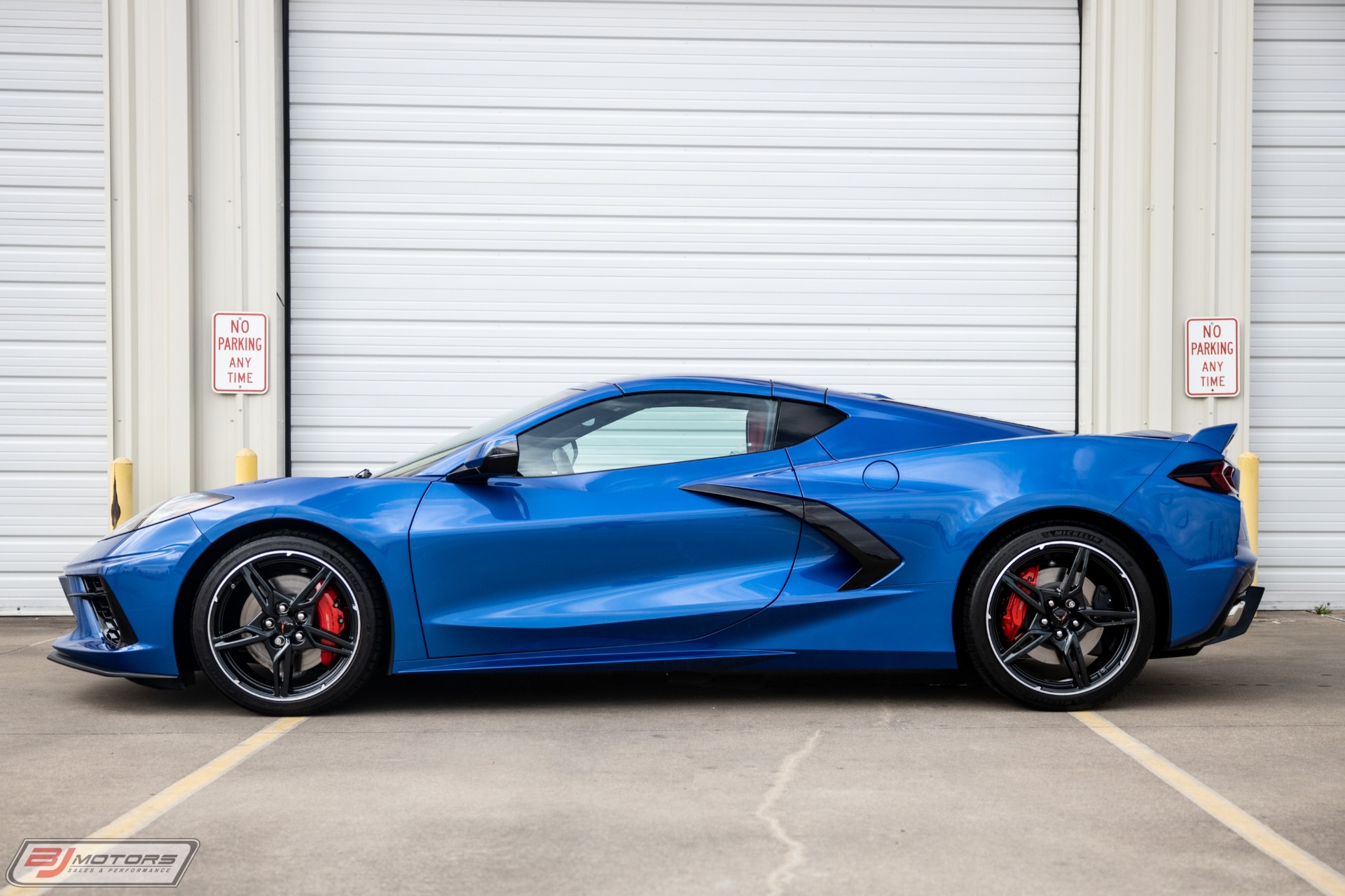 Used-2020-Chevrolet-Corvette-Stingray