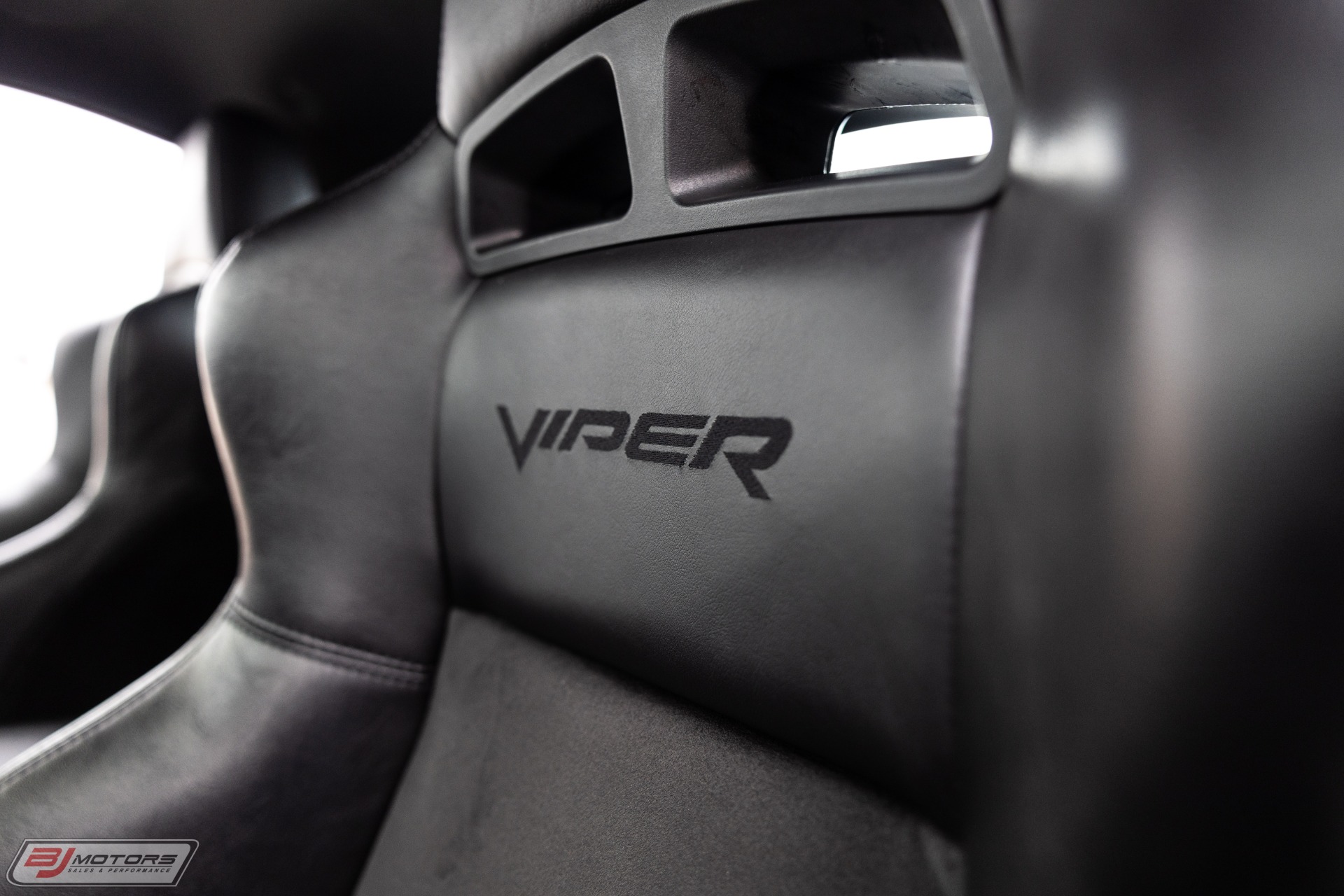 Used-2009-Dodge-Viper-ACR