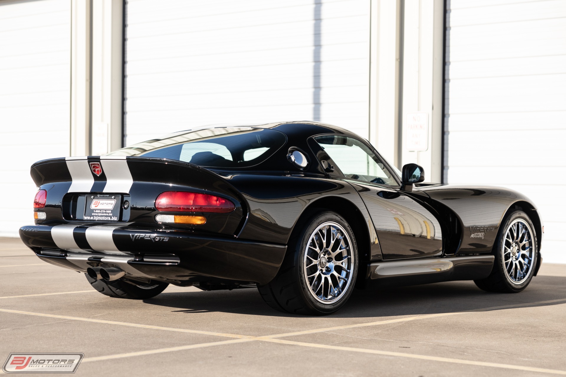 Used-2000-Dodge-Viper-ACR