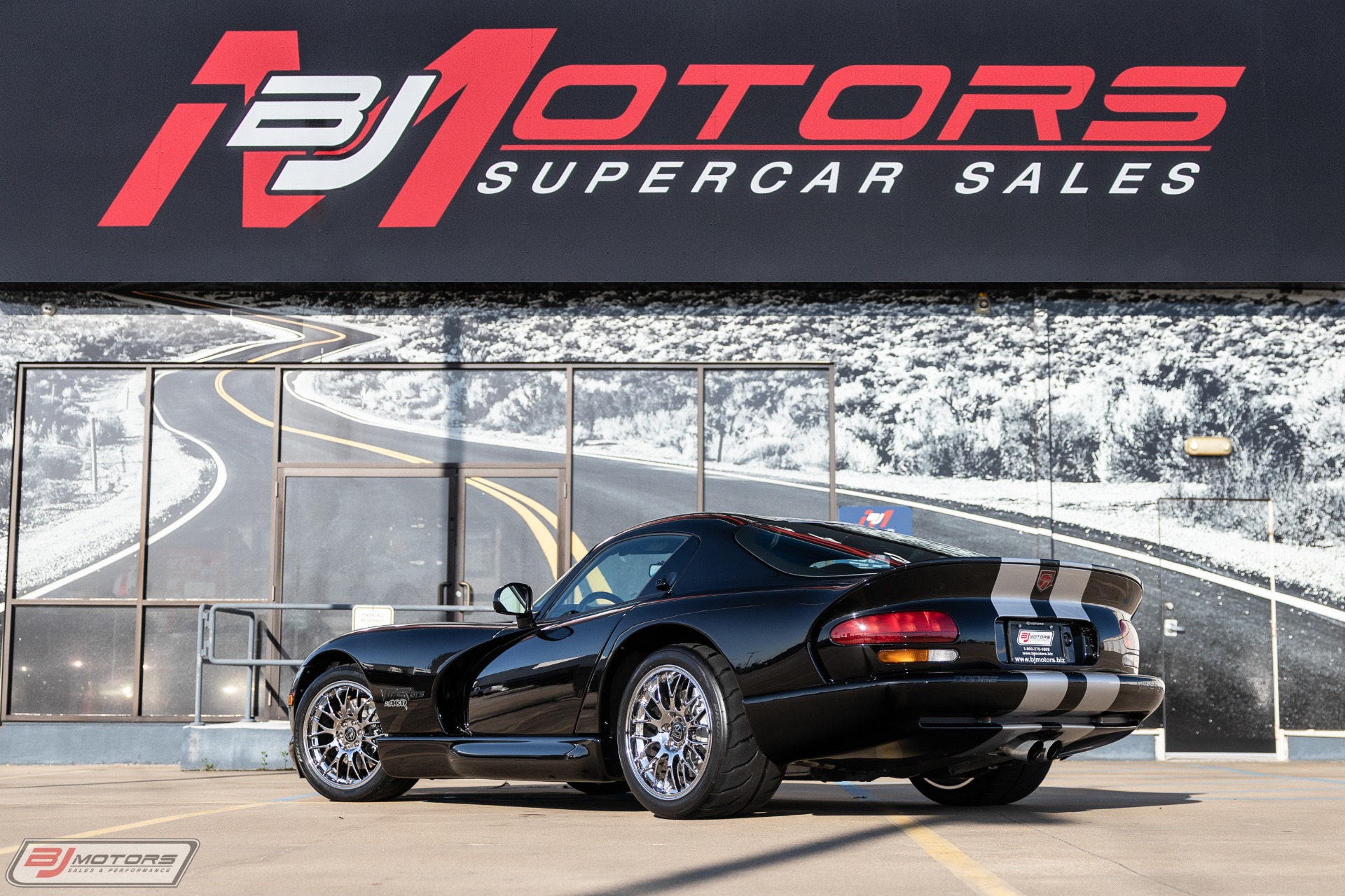 Used-2000-Dodge-Viper-ACR