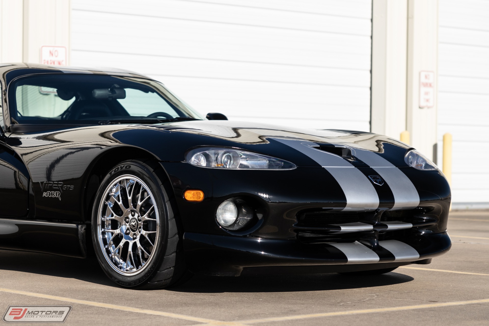 Used-2000-Dodge-Viper-ACR