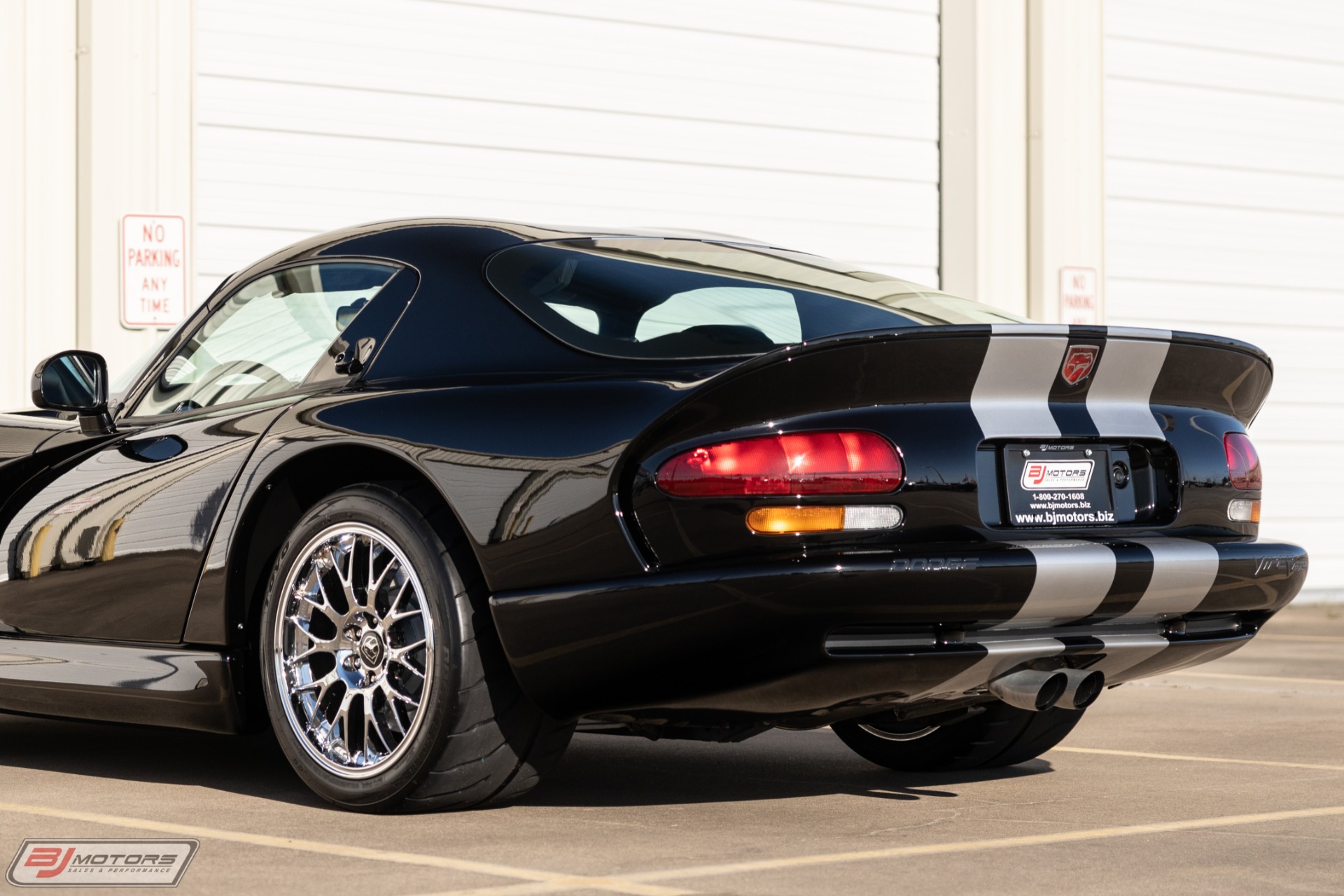 Used-2000-Dodge-Viper-ACR