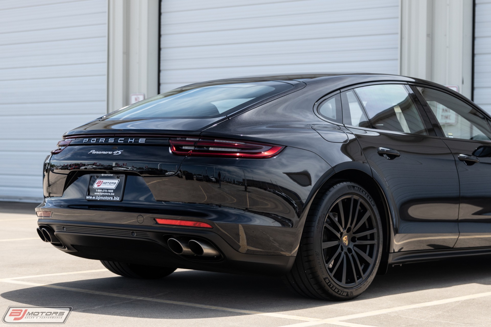 Used-2017-Porsche-Panamera-4S