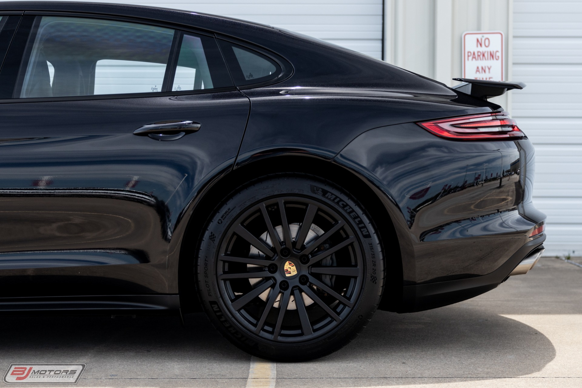 Used-2017-Porsche-Panamera-4S