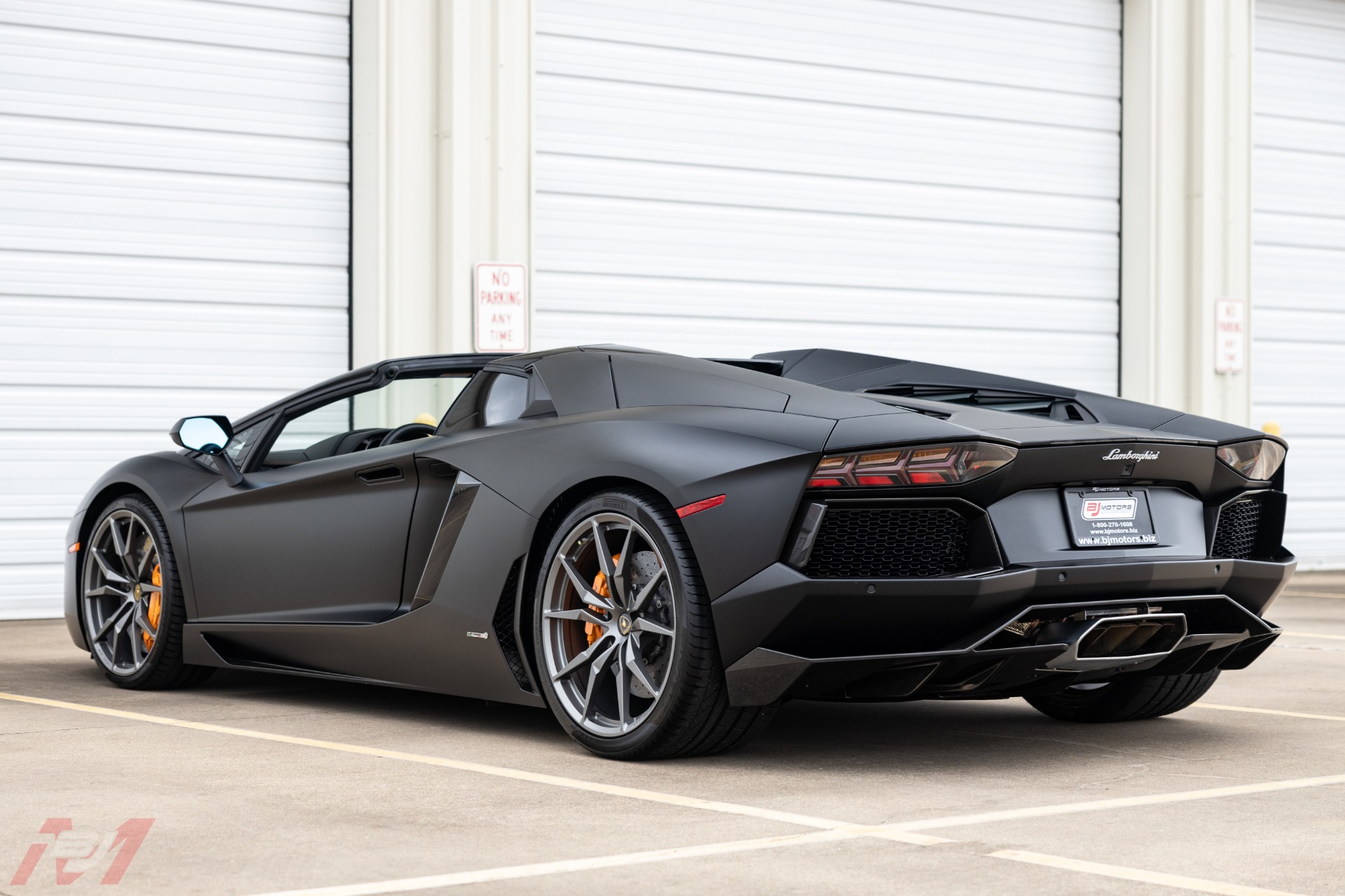 Used-2014-Lamborghini-Aventador-LP-700-4-Roadster