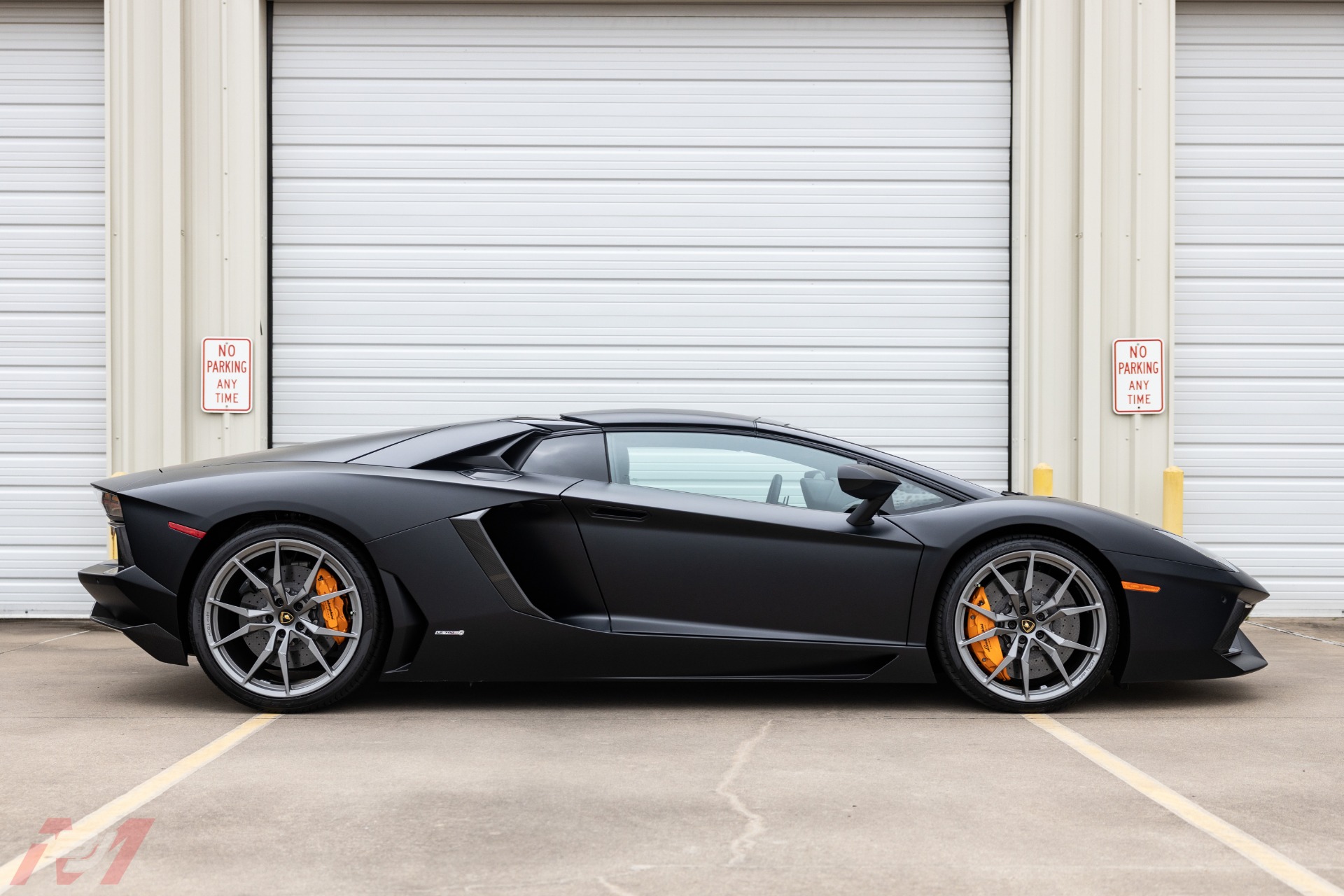 Used-2014-Lamborghini-Aventador-LP-700-4-Roadster