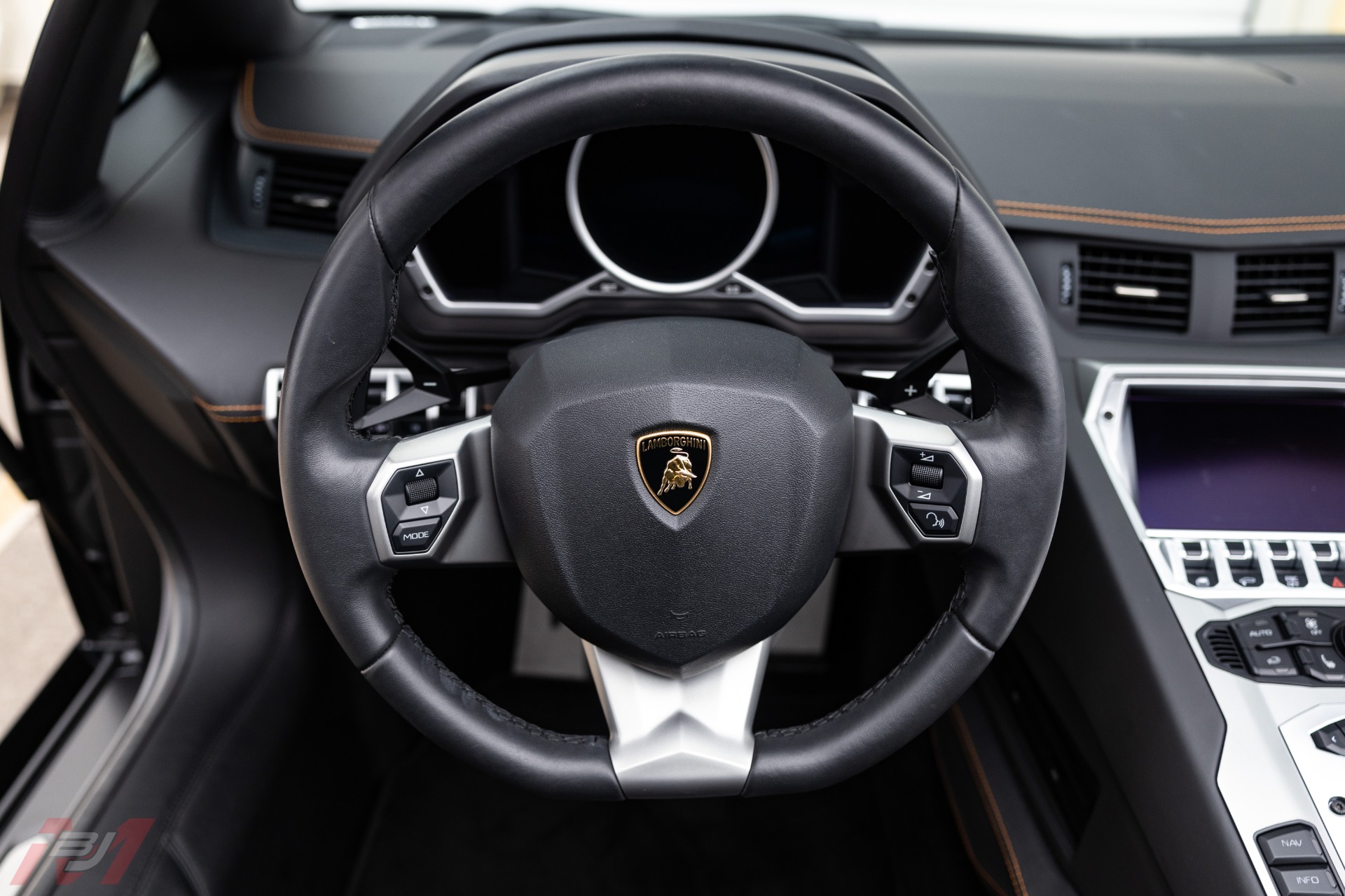 Used-2014-Lamborghini-Aventador-LP-700-4-Roadster