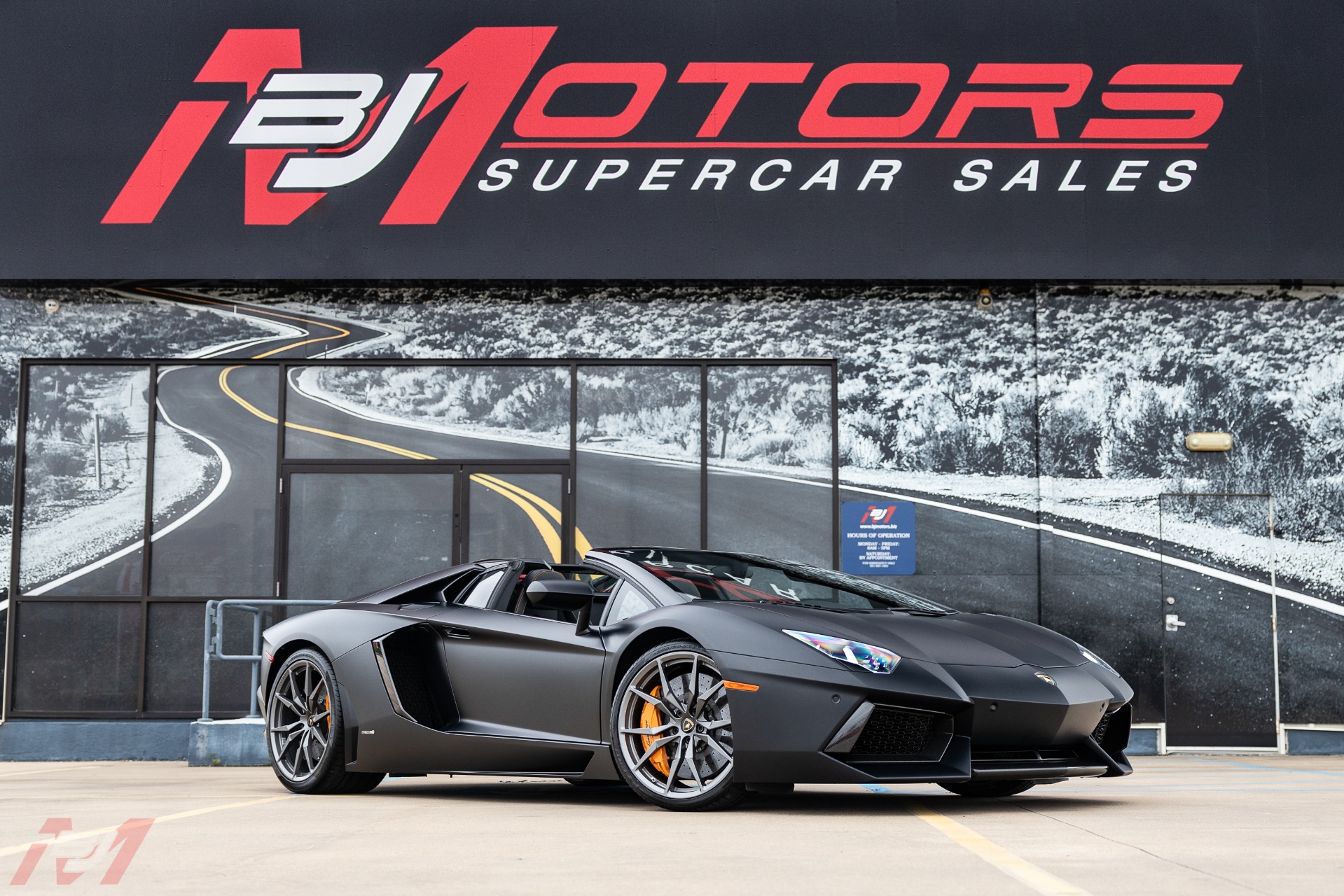 Used-2014-Lamborghini-Aventador-LP-700-4-Roadster