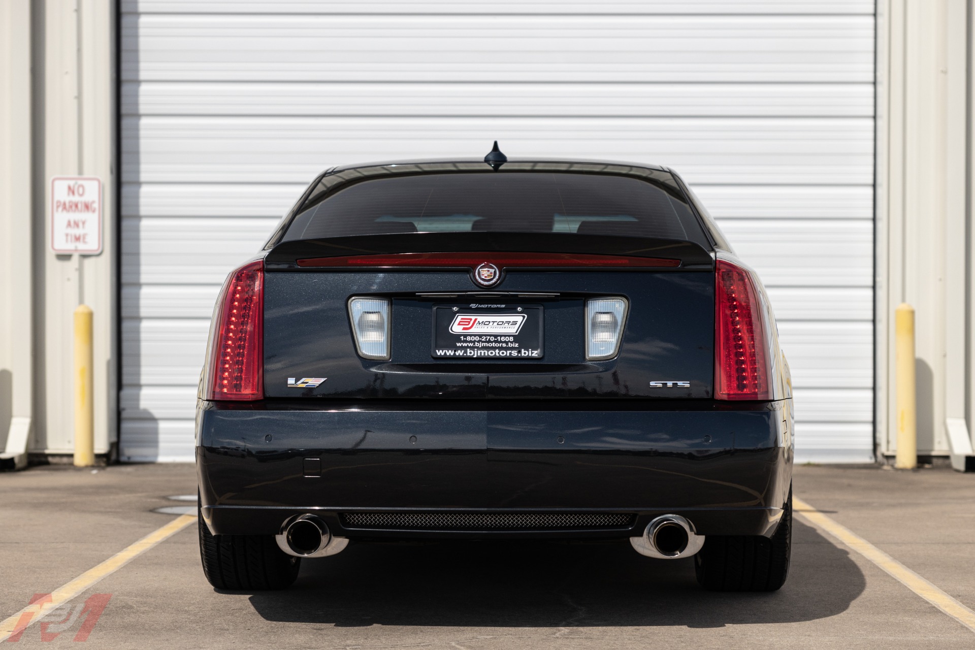 Used-2009-Cadillac-STS-V-V8