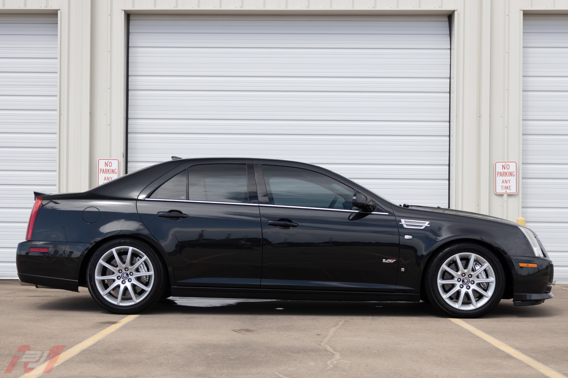 Used-2009-Cadillac-STS-V-V8