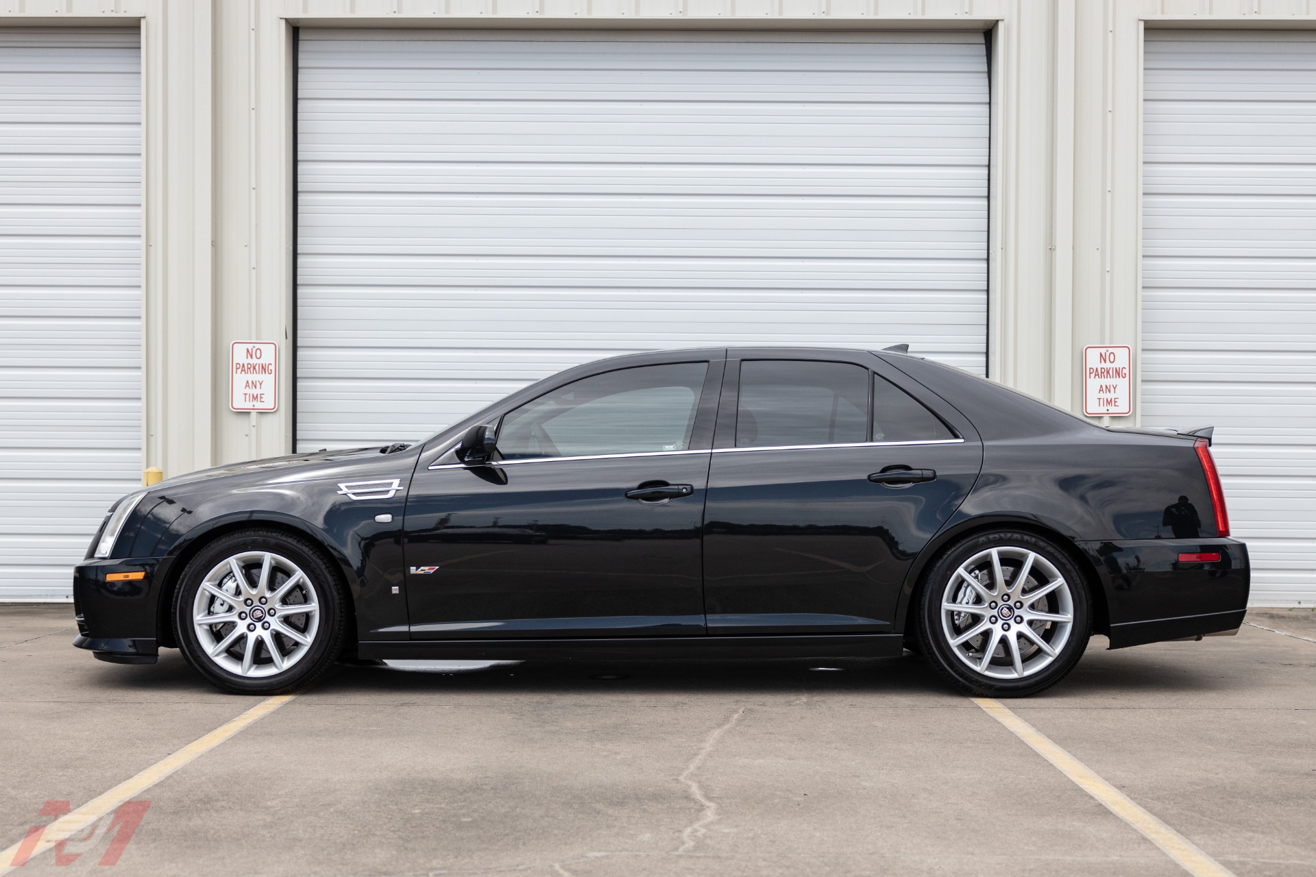 Used-2009-Cadillac-STS-V-V8