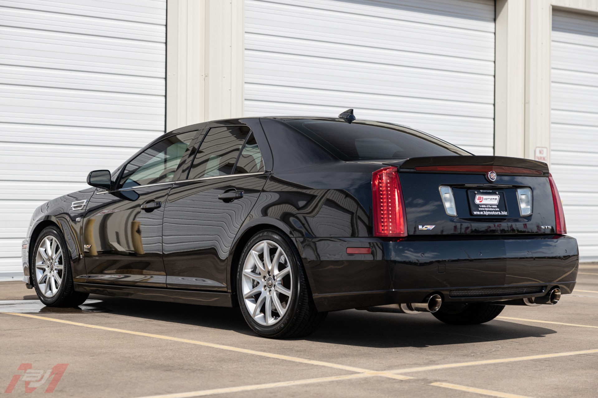 Used-2009-Cadillac-STS-V-V8