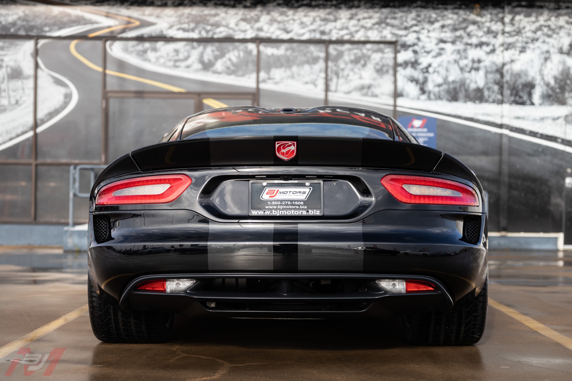 Used-2013-Dodge-Viper-GTS