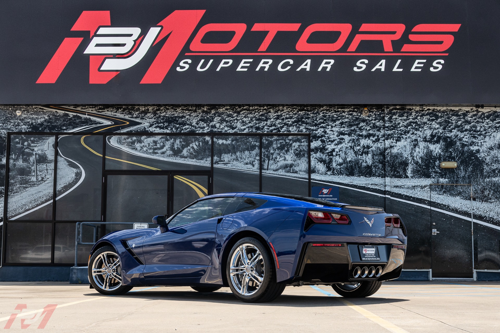 Used-2017-Chevrolet-Corvette-Stingray