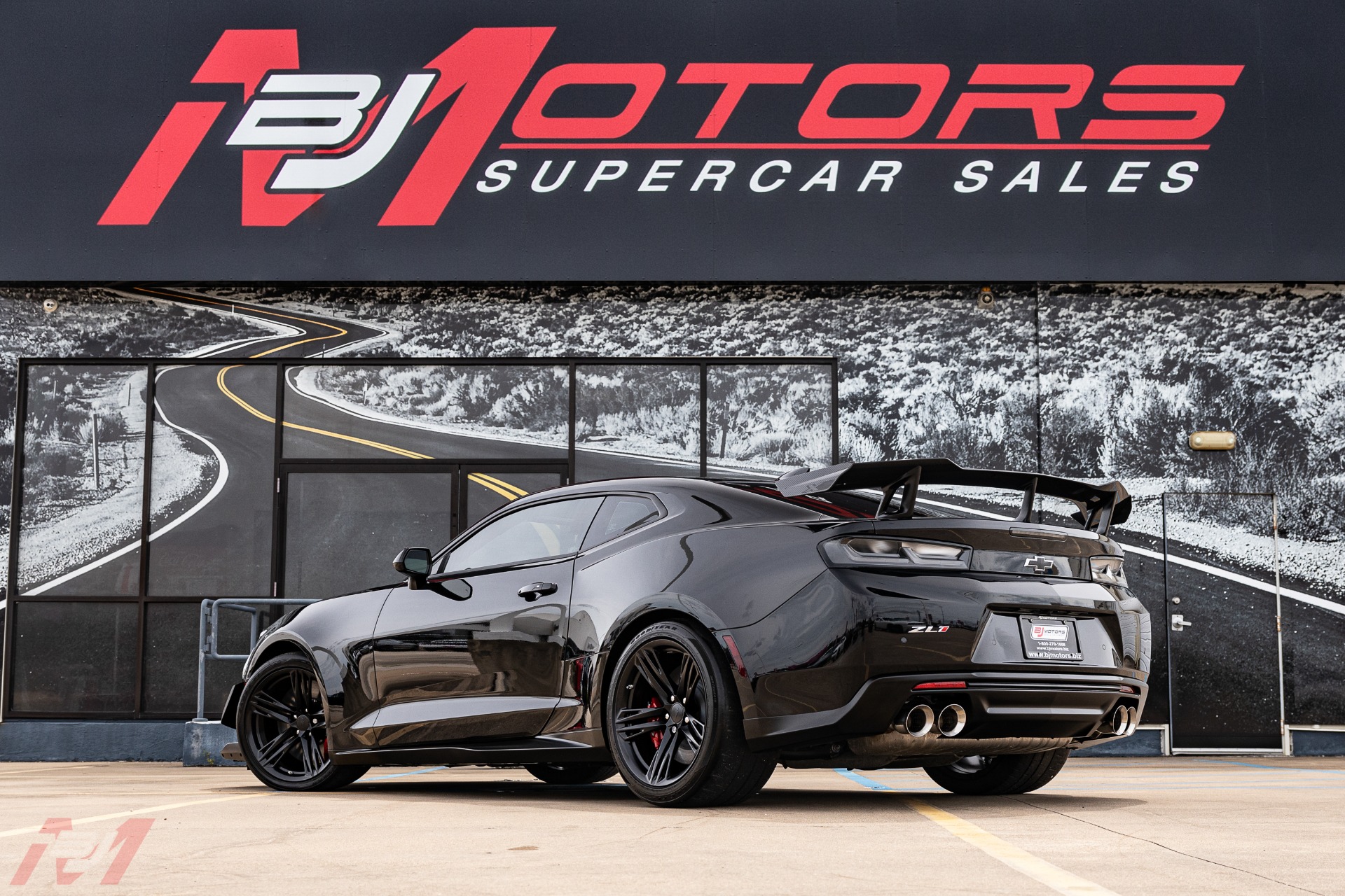 Used-2018-Chevrolet-Camaro-ZL1-1LE