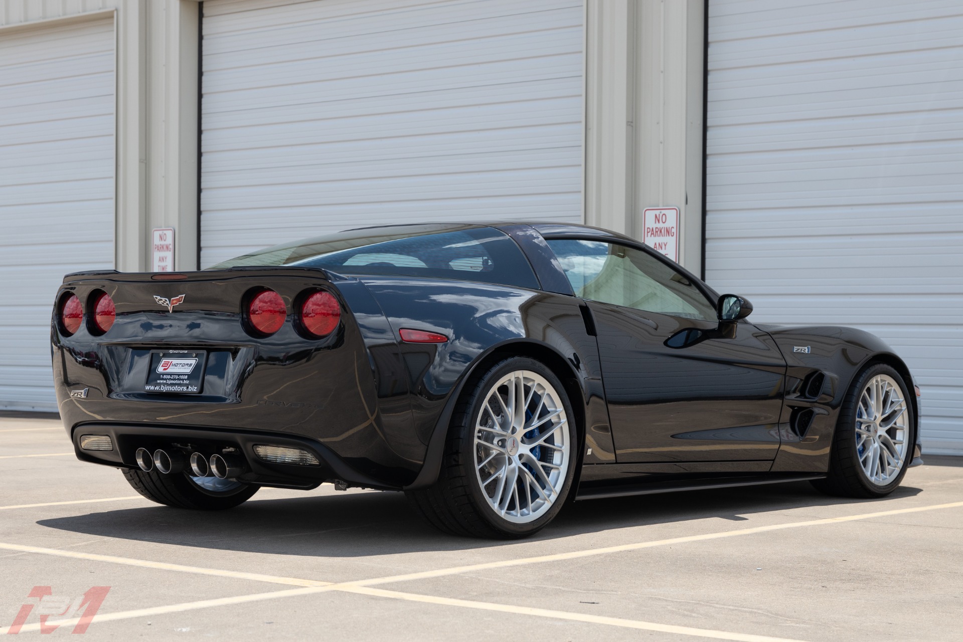 Used-2009-Chevrolet-Corvette-ZR1-3ZR