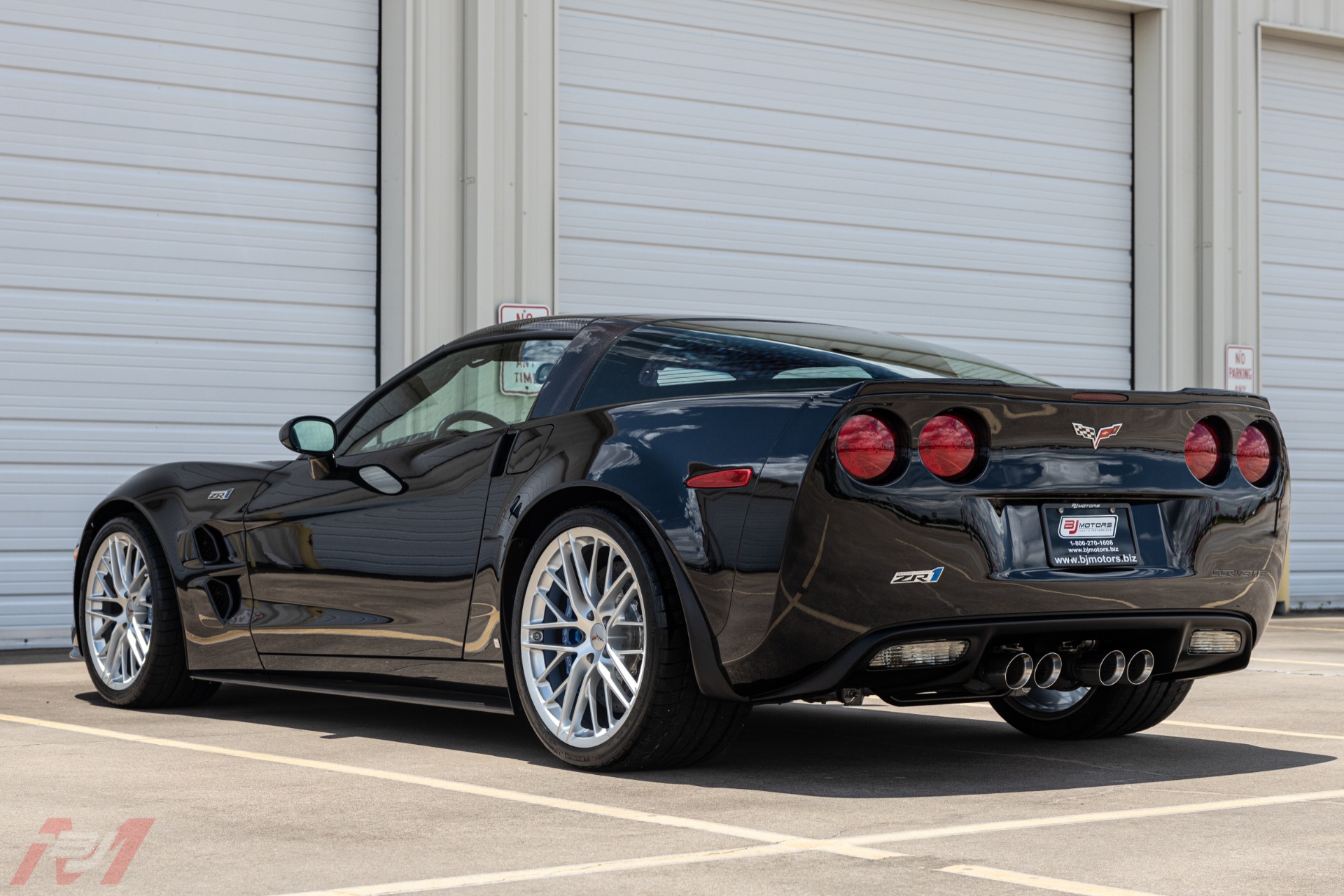 Used-2009-Chevrolet-Corvette-ZR1-3ZR