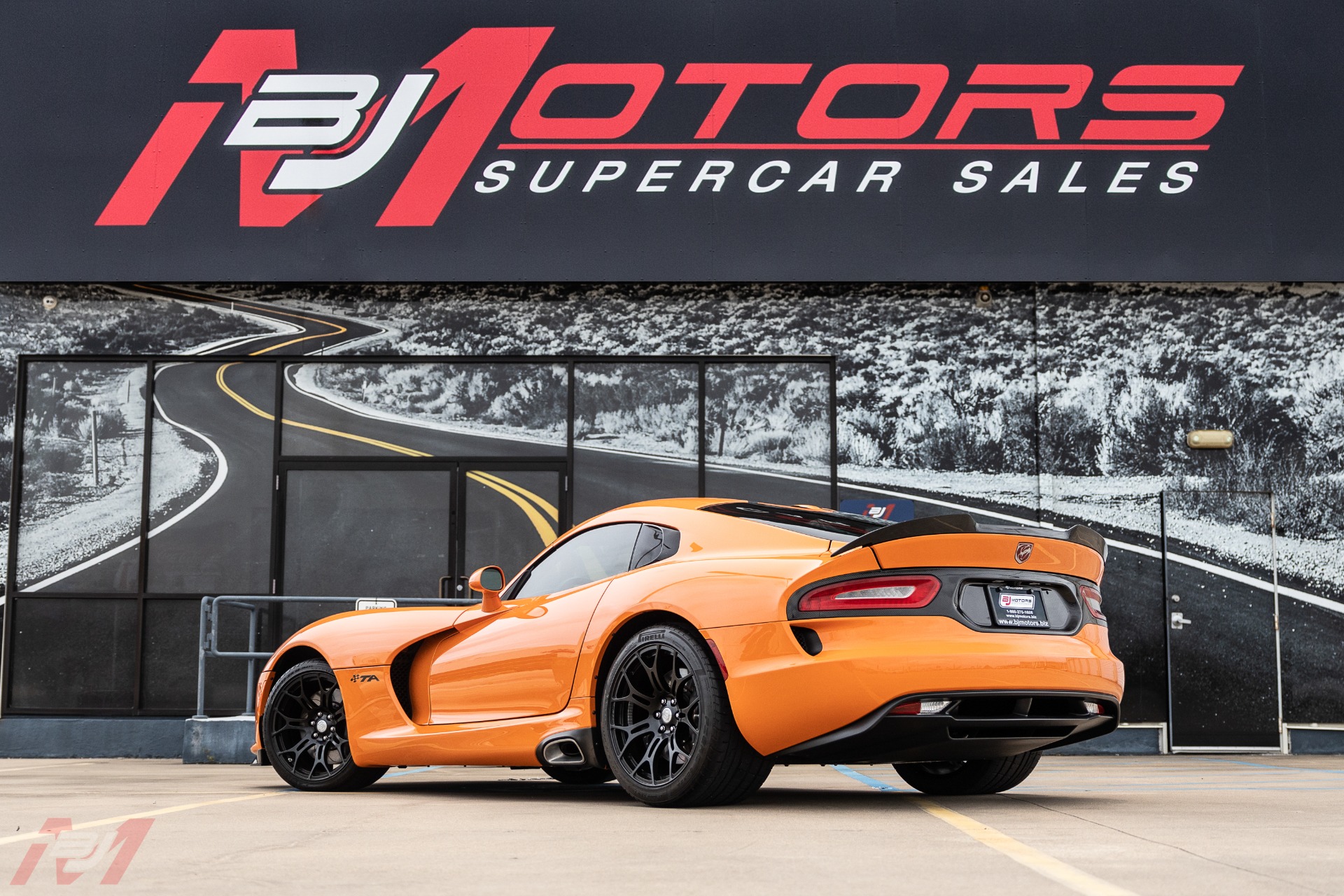 Used-2014-Dodge-Viper-TA-10