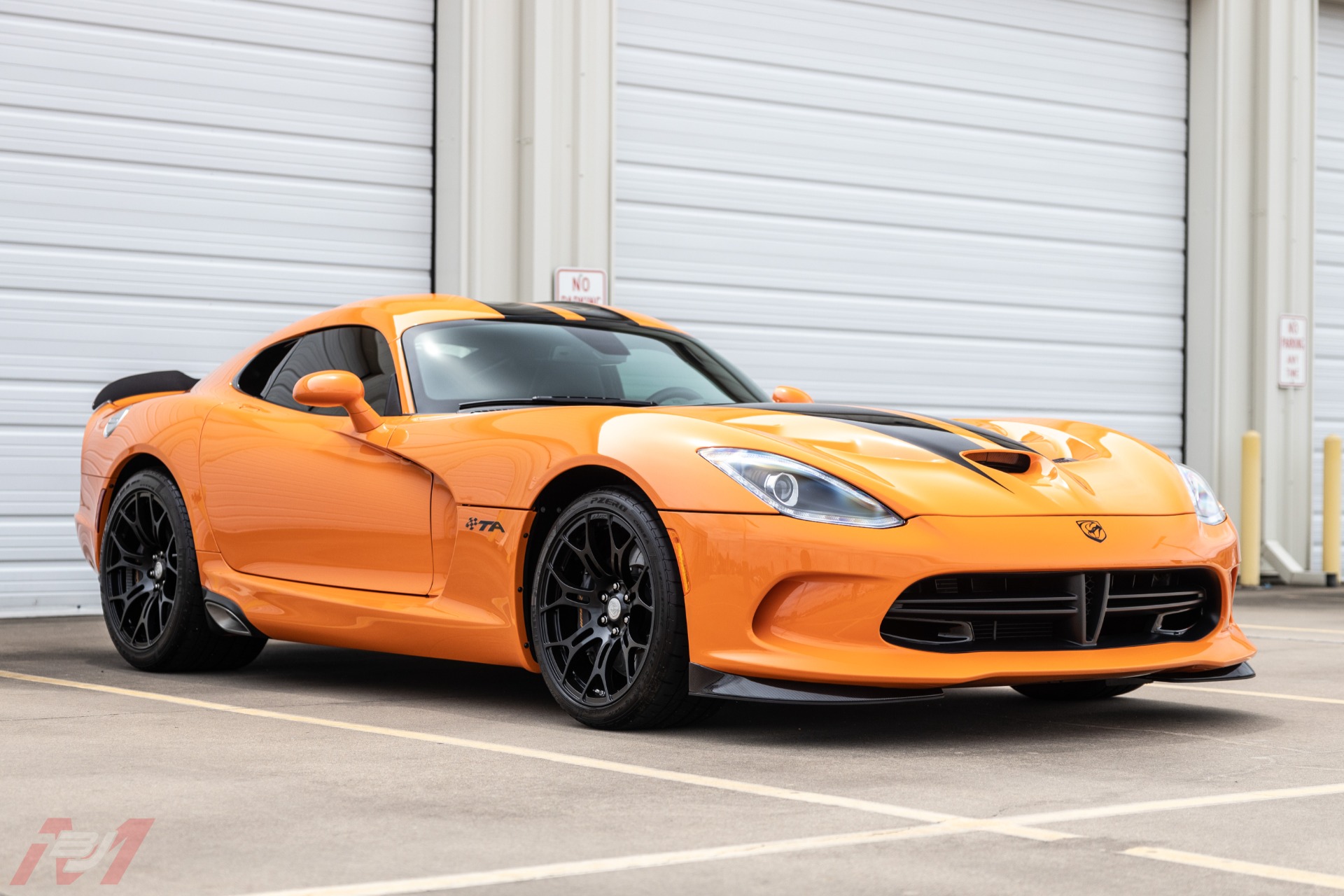 Used-2014-Dodge-Viper-TA-10