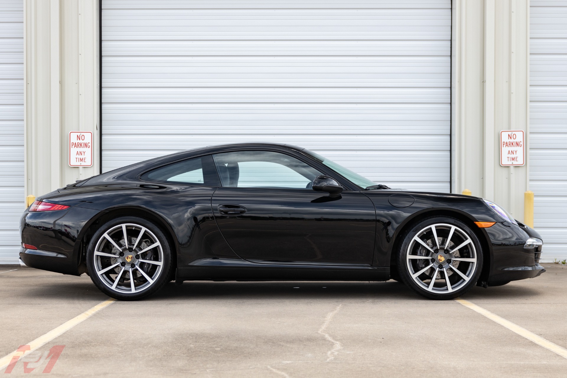 Used-2016-Porsche-911-Carrera