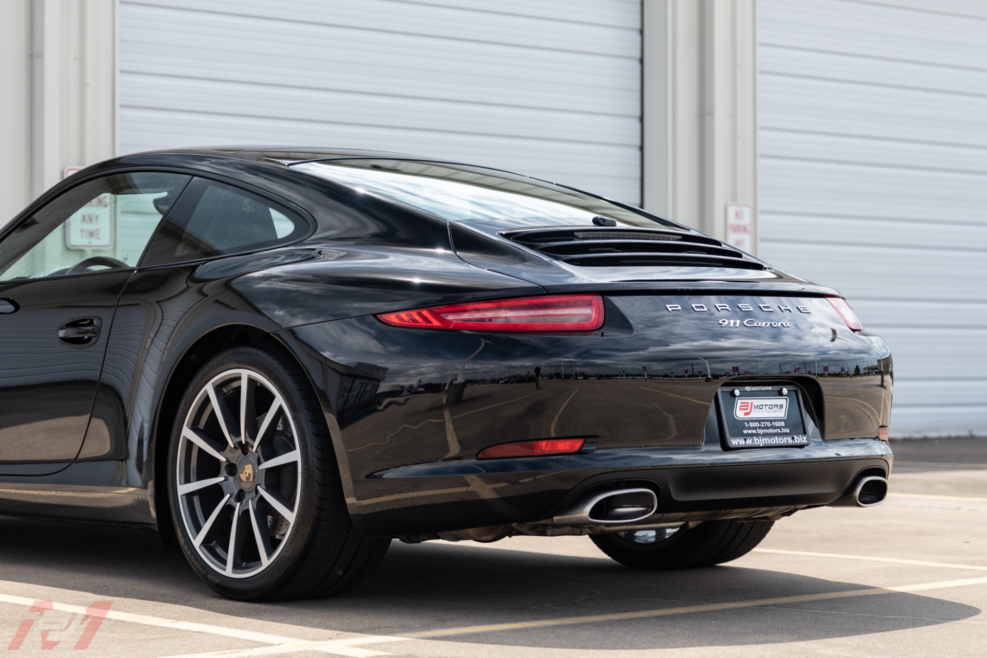 Used-2016-Porsche-911-Carrera