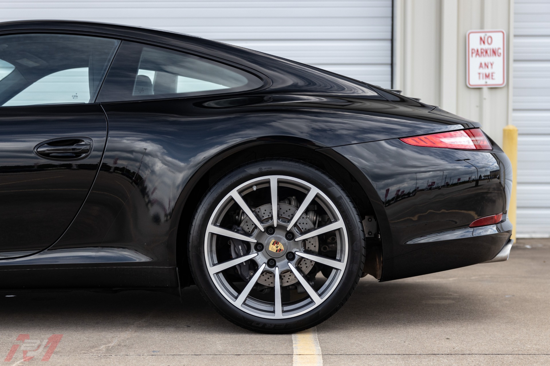 Used-2016-Porsche-911-Carrera