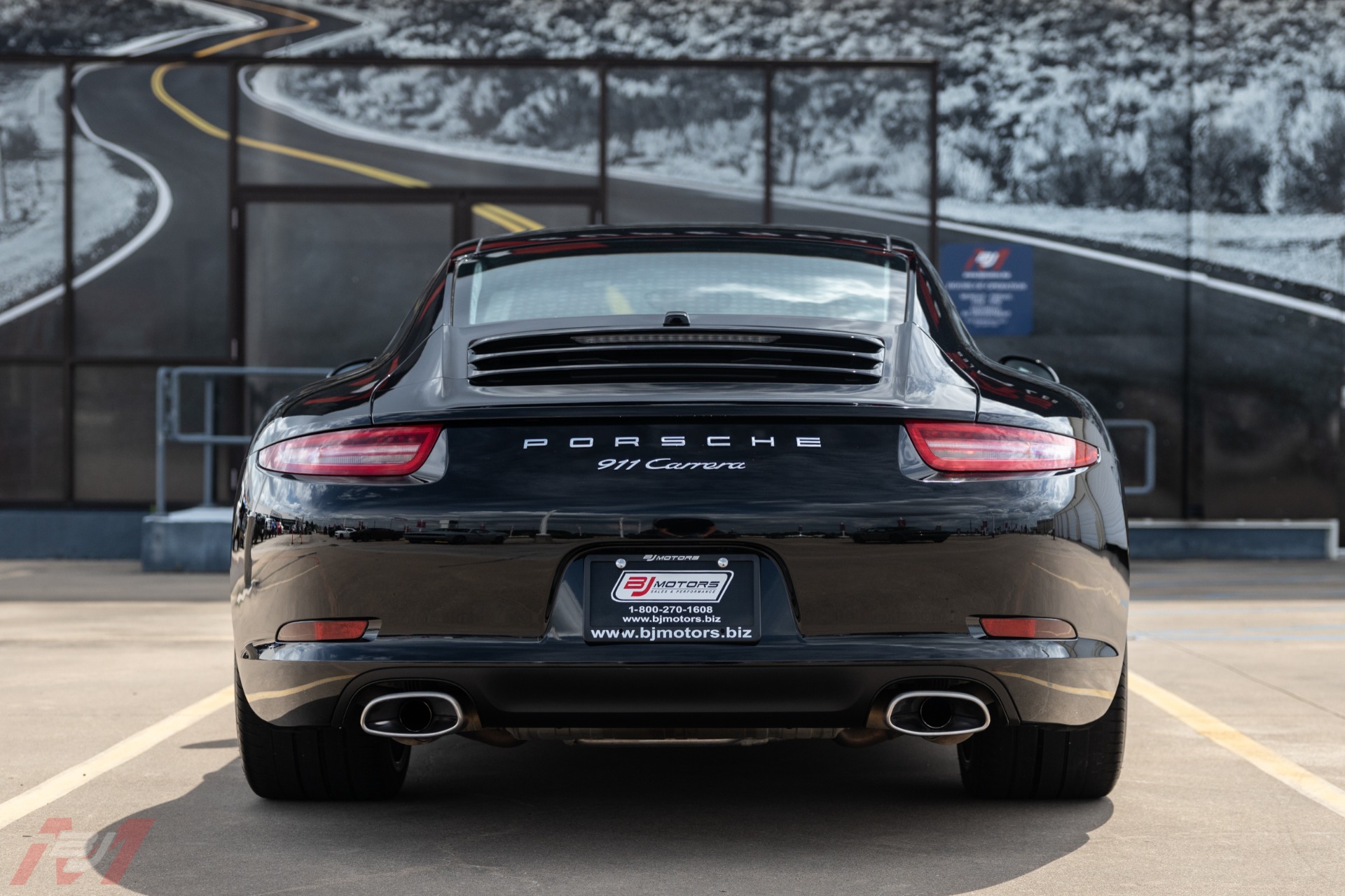 Used-2016-Porsche-911-Carrera