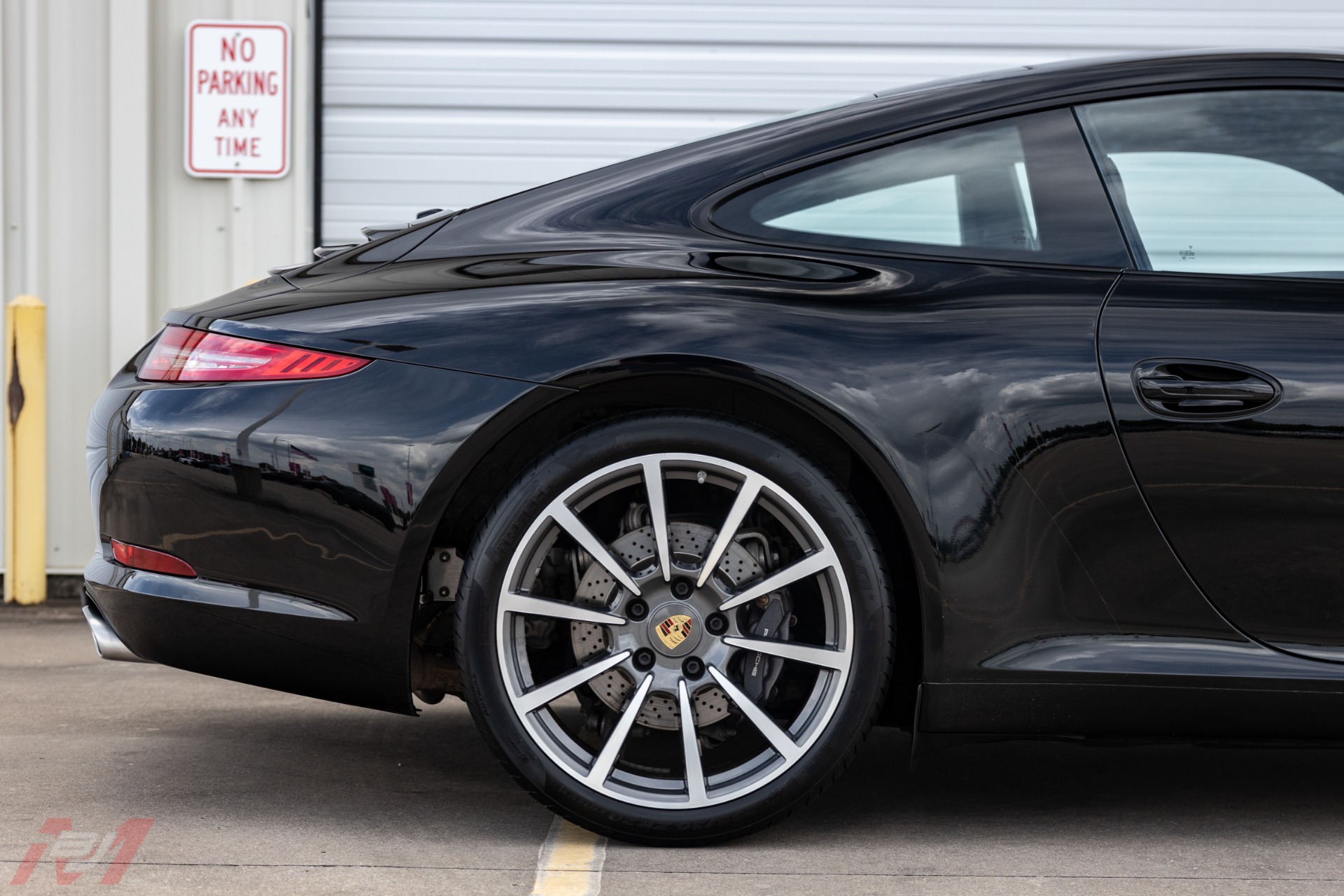 Used-2016-Porsche-911-Carrera