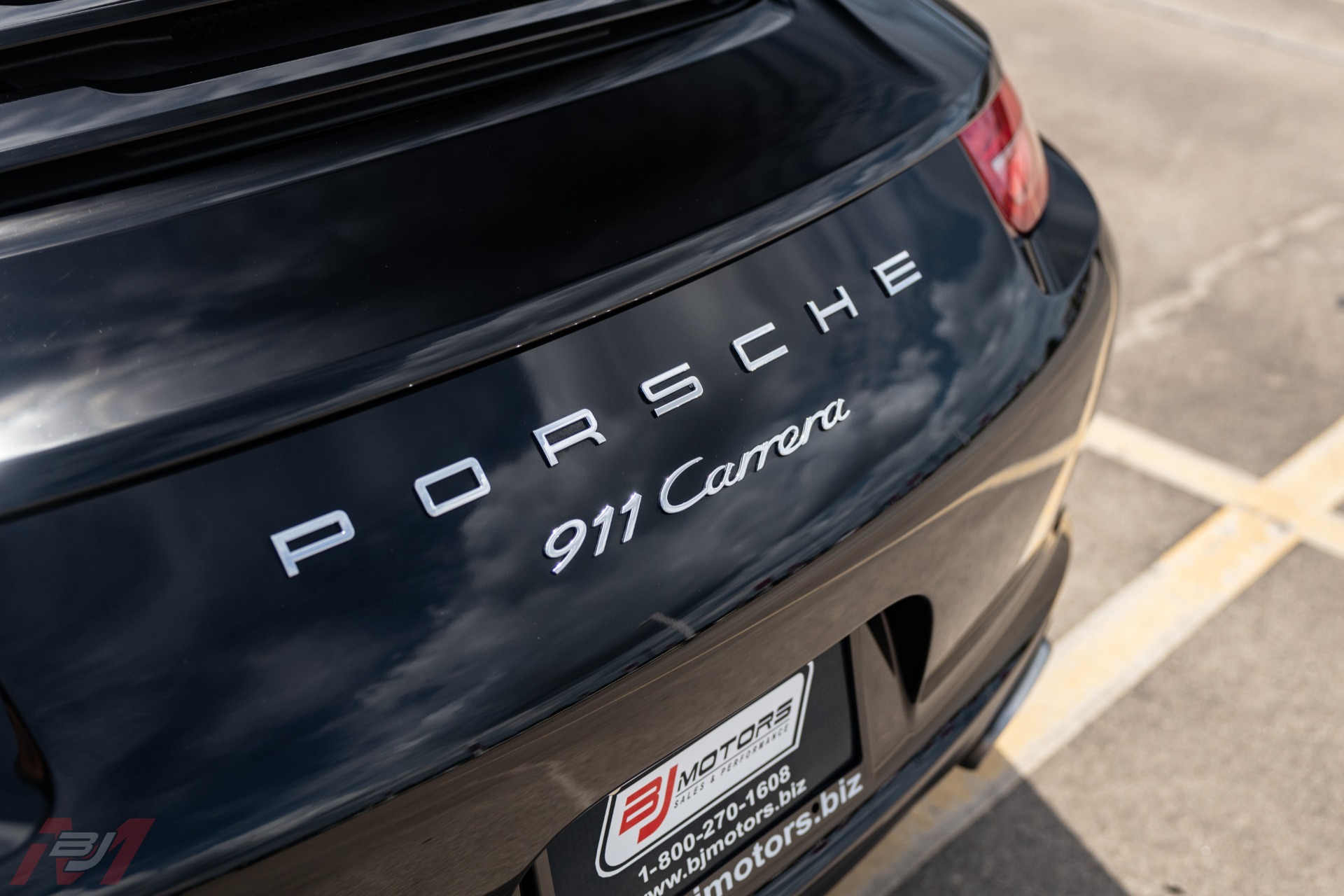 Used-2016-Porsche-911-Carrera