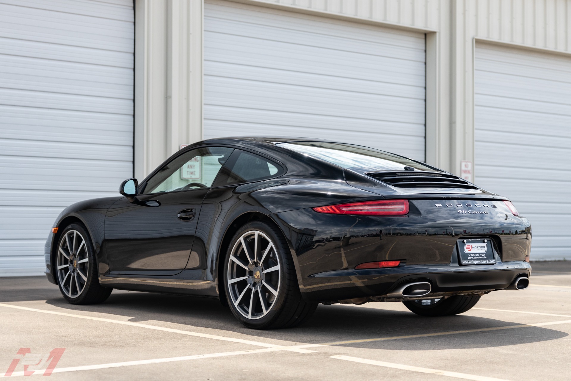 Used-2016-Porsche-911-Carrera