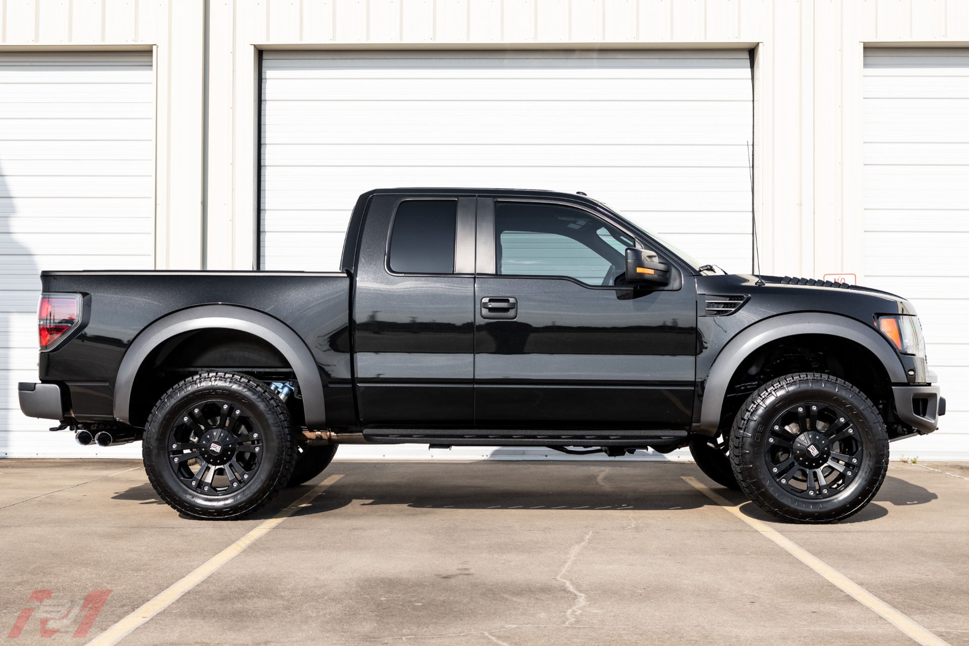 Used-2010-Ford-F-150-SVT-Raptor