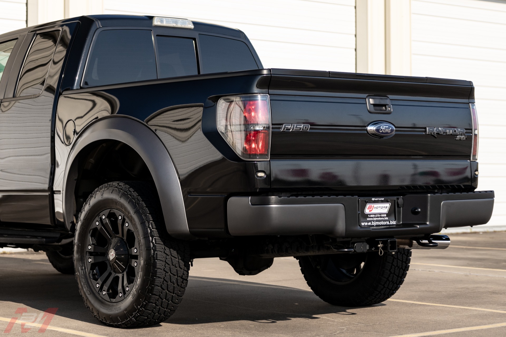 Used-2010-Ford-F-150-SVT-Raptor