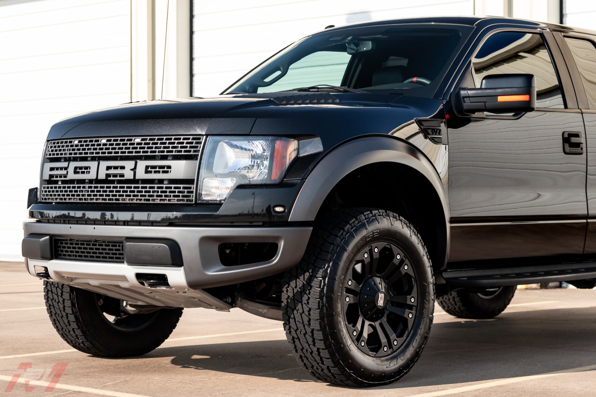 Used-2010-Ford-F-150-SVT-Raptor