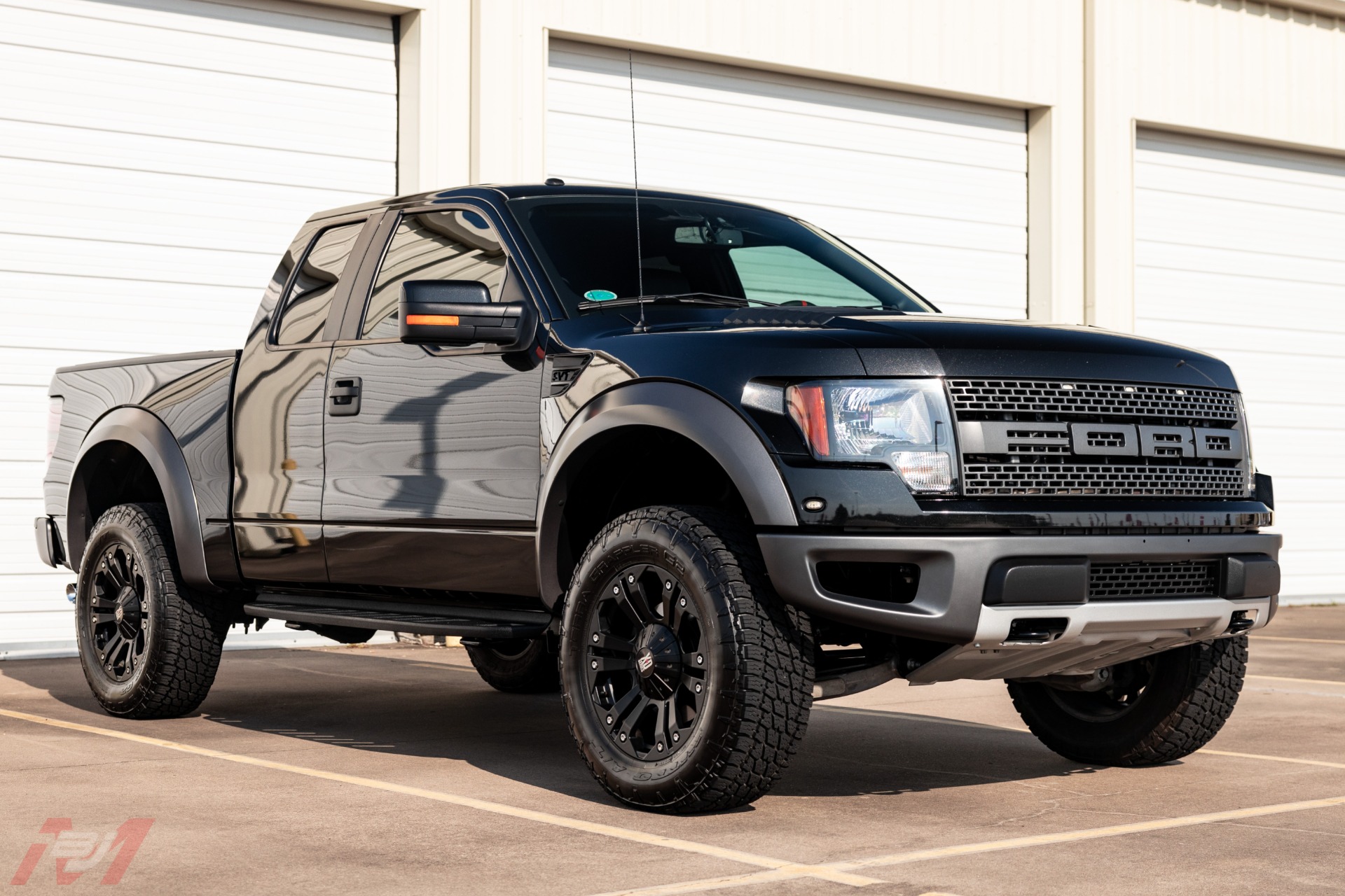 Used-2010-Ford-F-150-SVT-Raptor