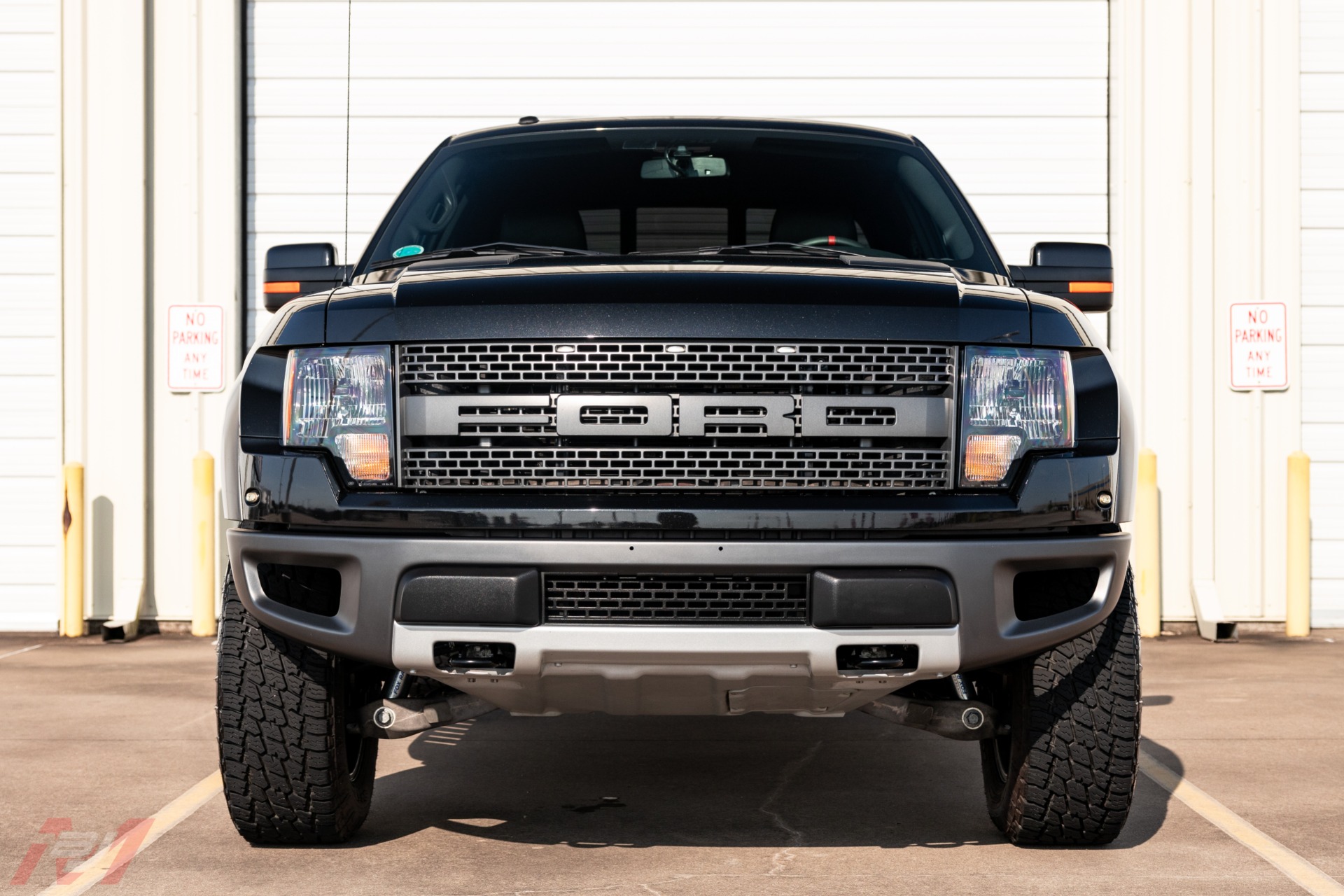 Used-2010-Ford-F-150-SVT-Raptor