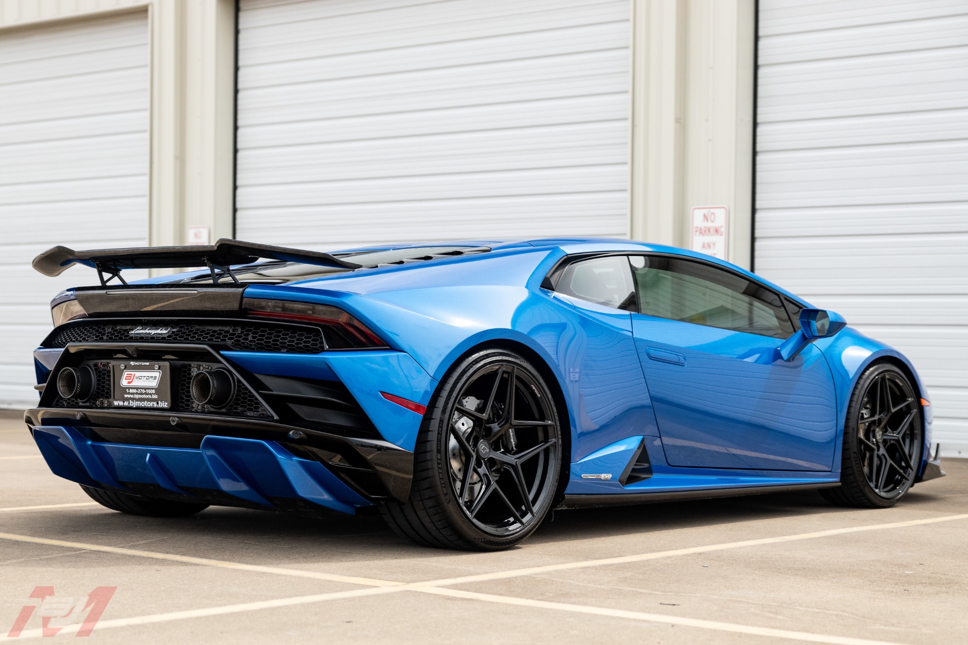 Used-2021-Lamborghini-Huracan-EVO