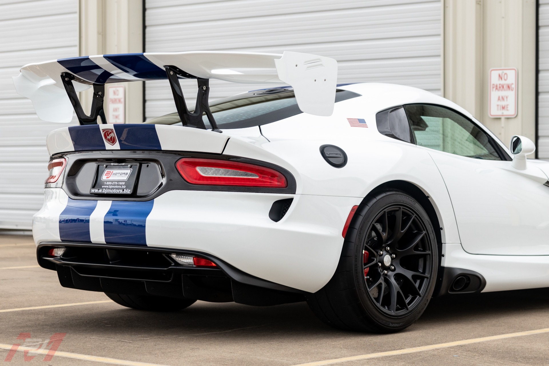 Used-2017-Dodge-Viper-GTS-R