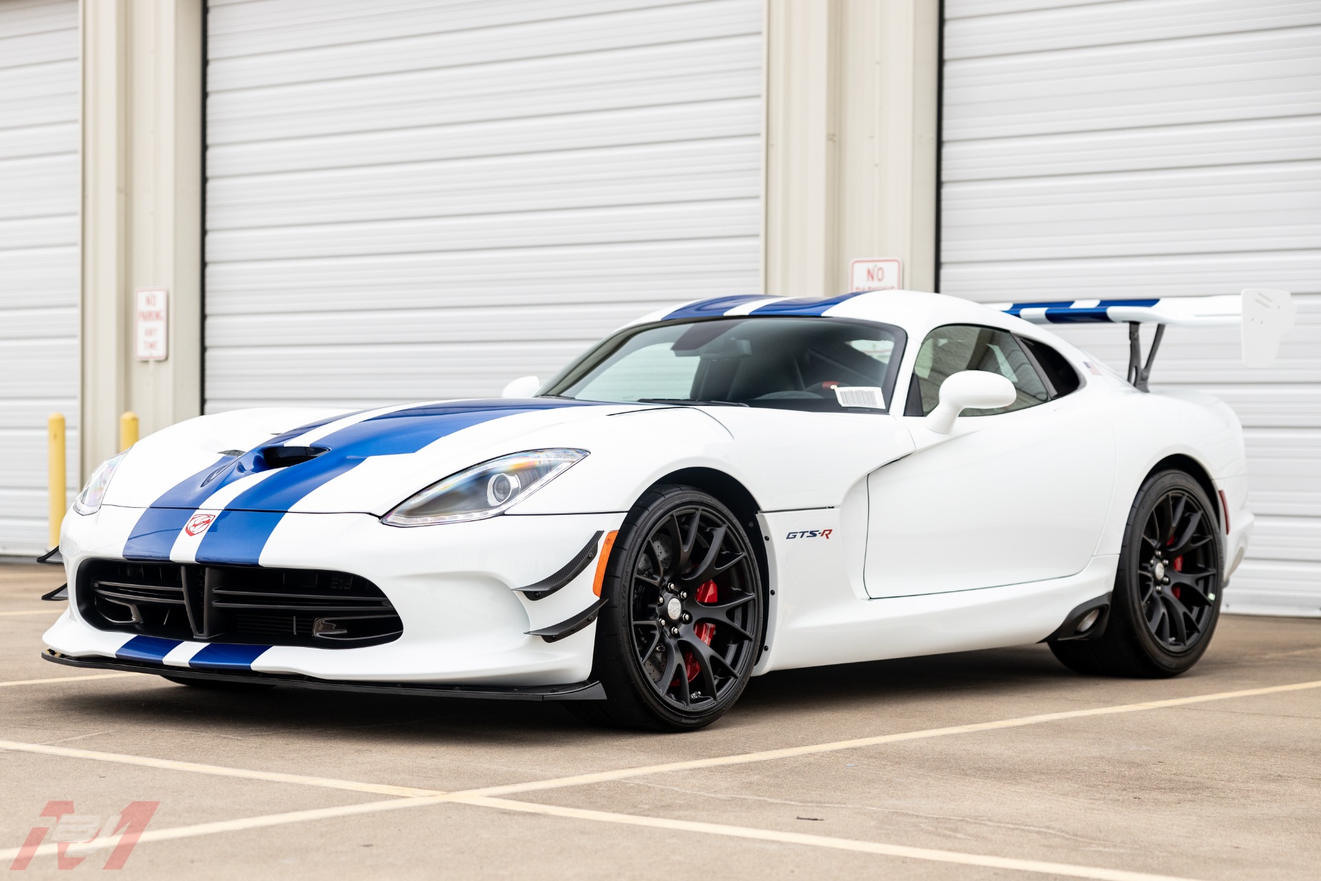 Used-2017-Dodge-Viper-GTS-R