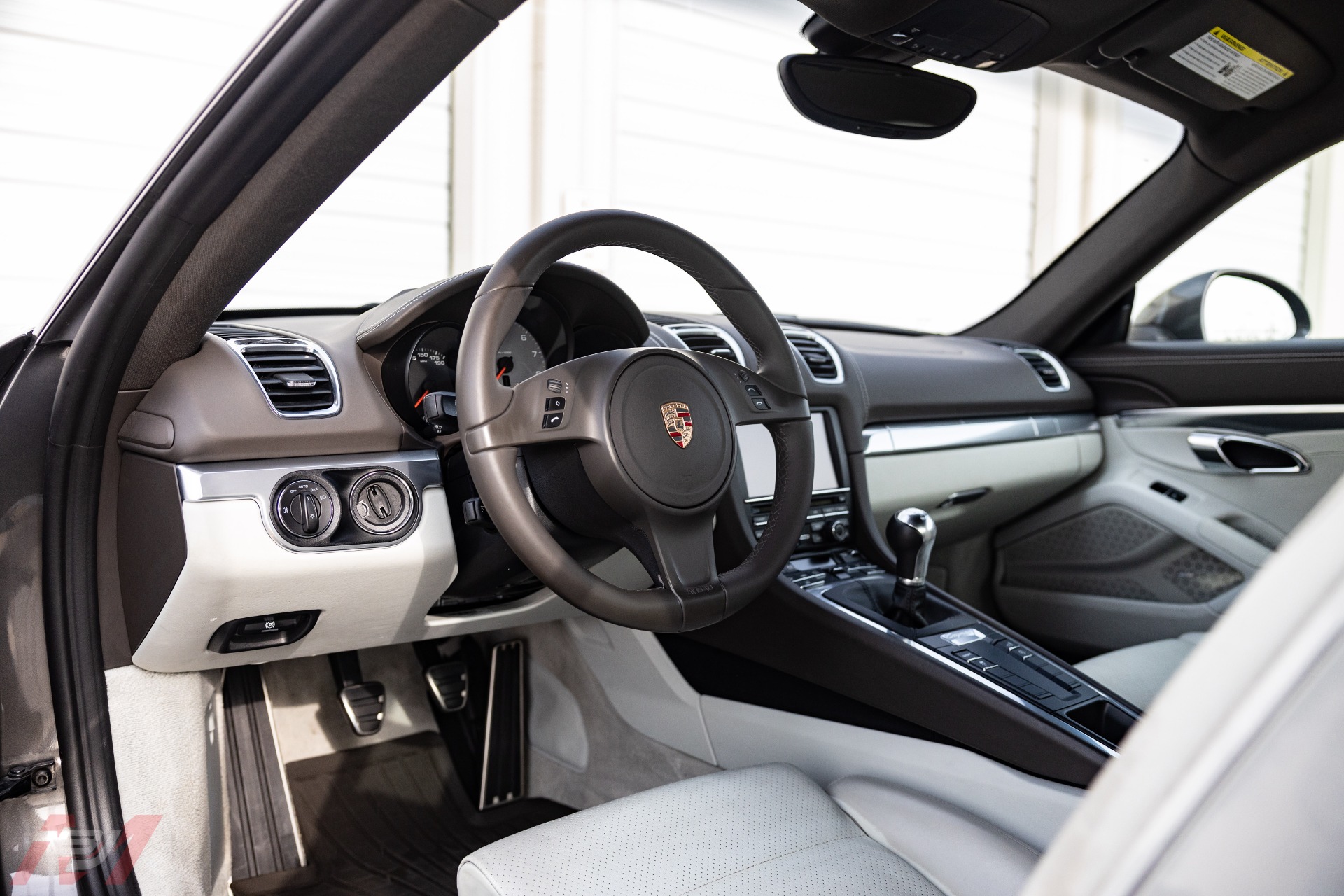 Used-2014-Porsche-Cayman-S