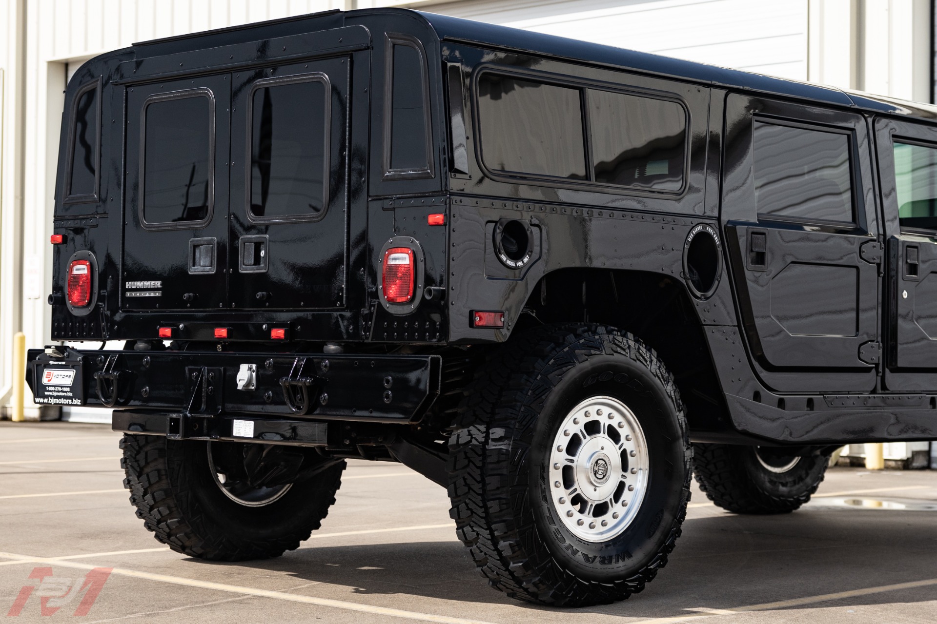 Used-2002-HUMMER-H1-Wagon