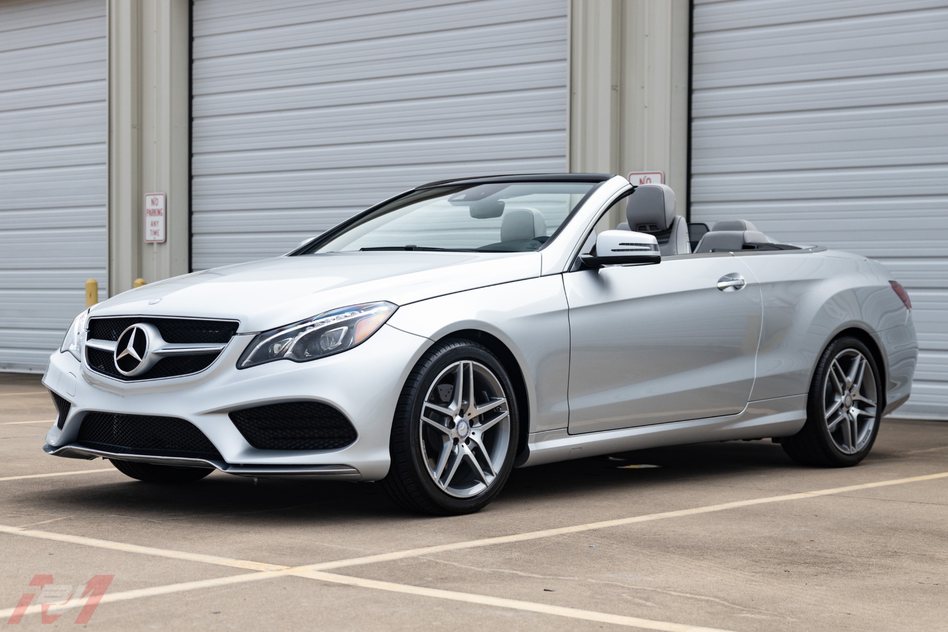 Used-2017-Mercedes-Benz-E-Class-E-400