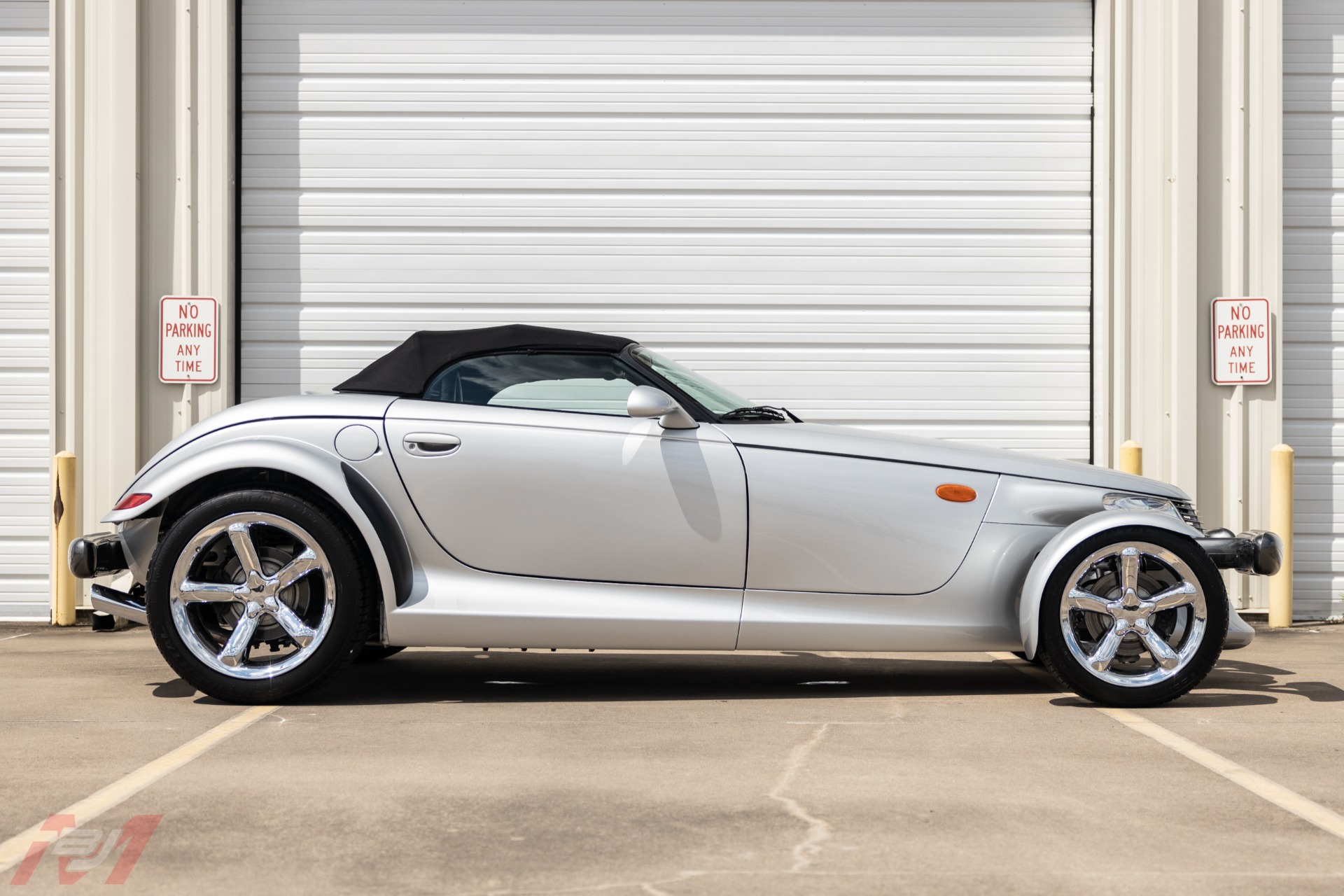 Used-2001-Plymouth-Prowler