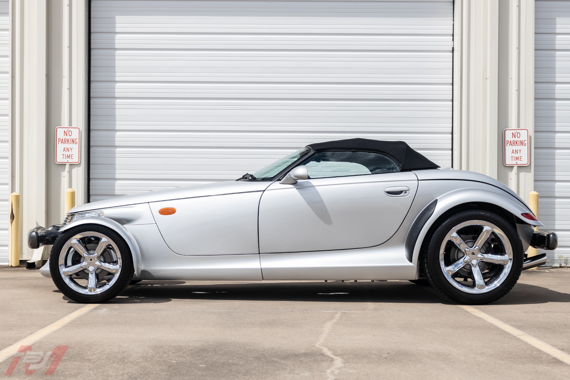 Used-2001-Plymouth-Prowler