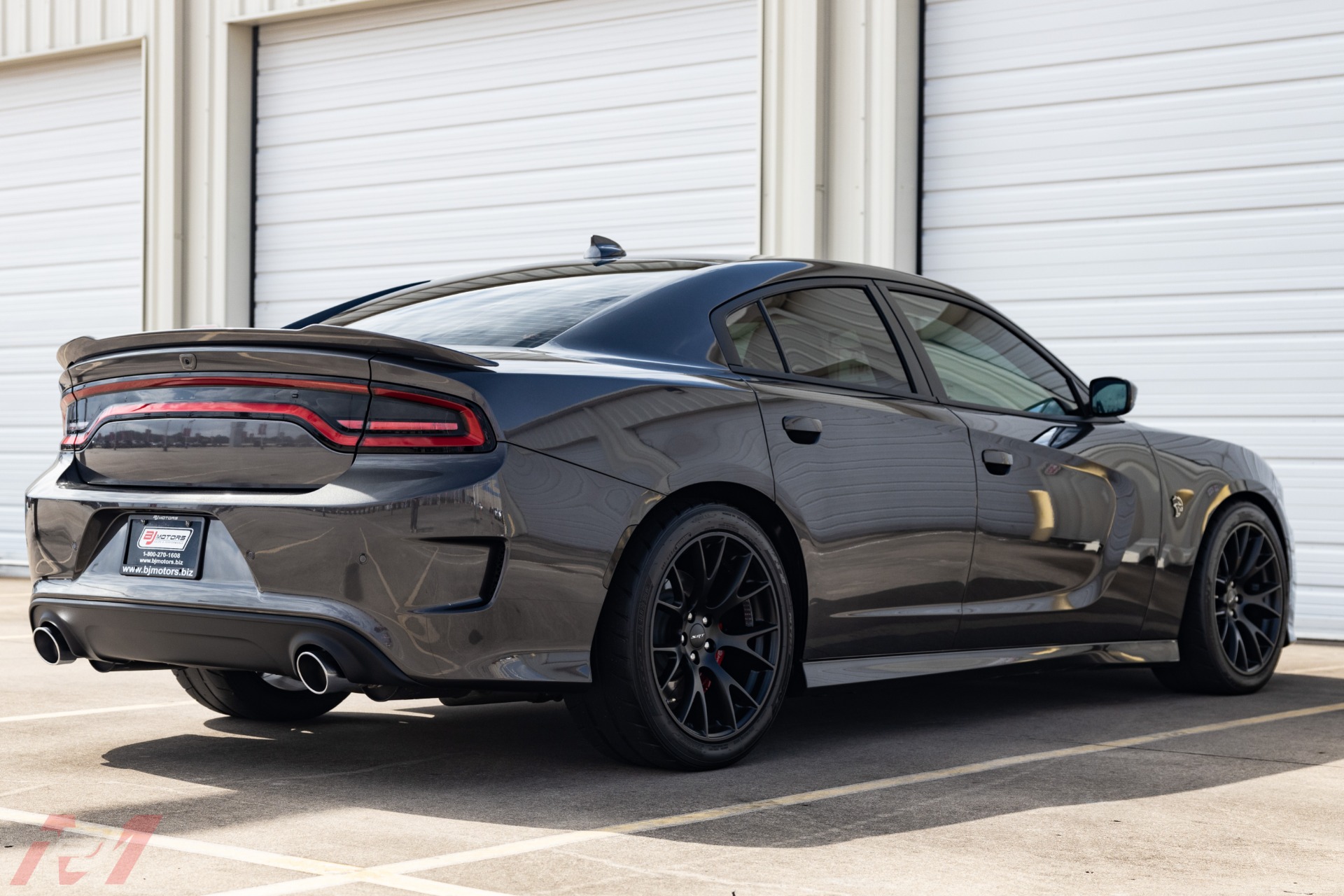 Used-2016-Dodge-Charger-SRT-Hellcat