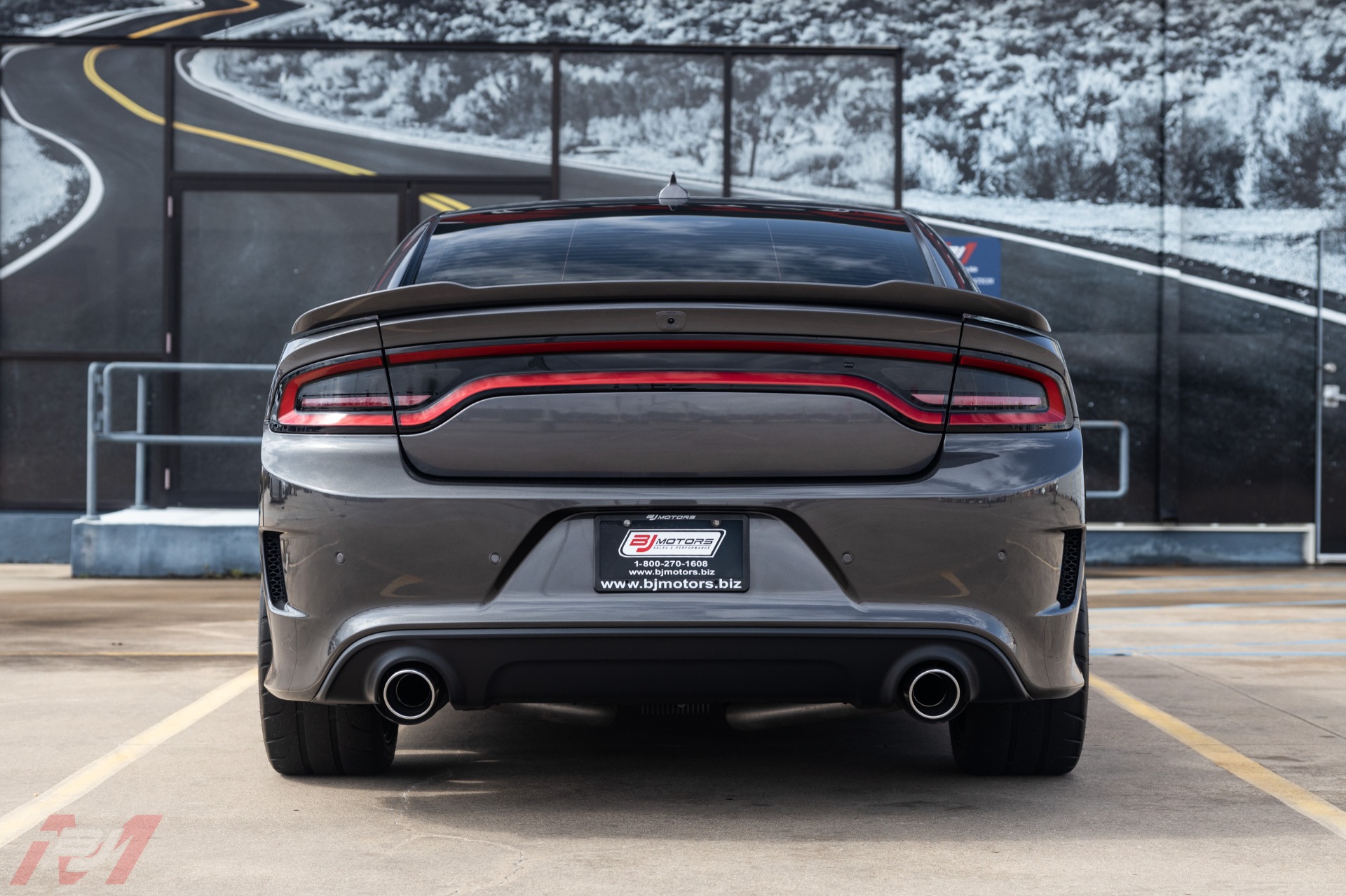 Used-2016-Dodge-Charger-SRT-Hellcat