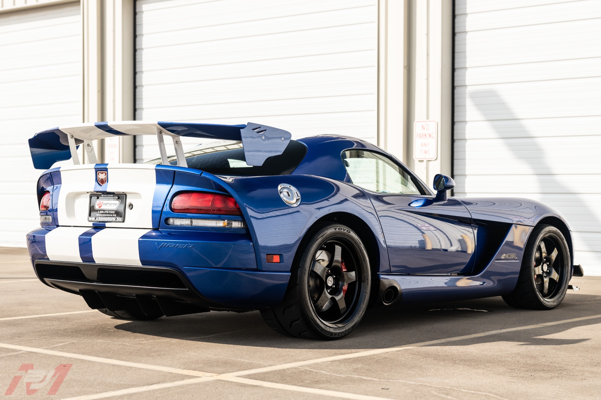 Used-2010-Dodge-Viper-ACR