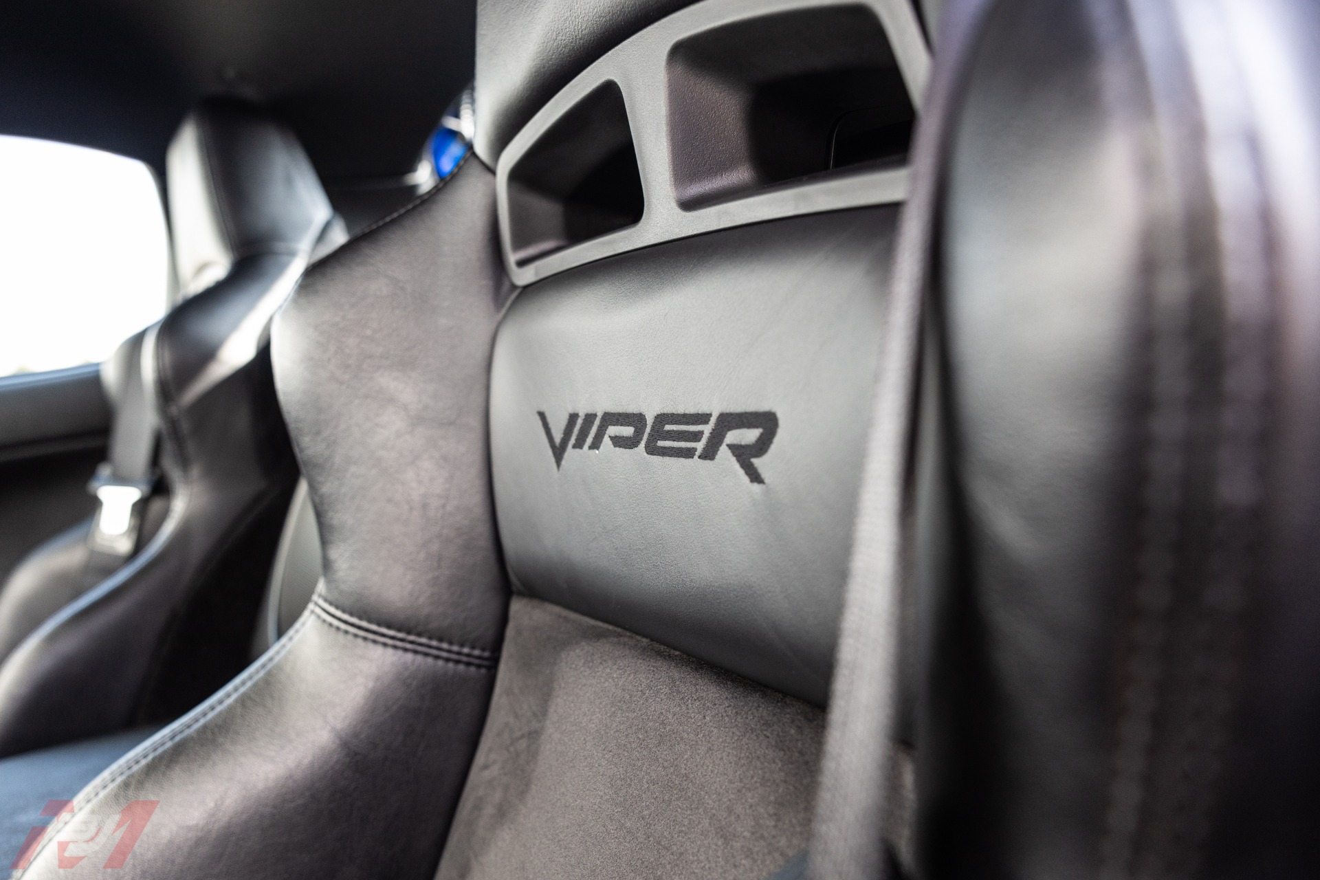 Used-2010-Dodge-Viper-ACR
