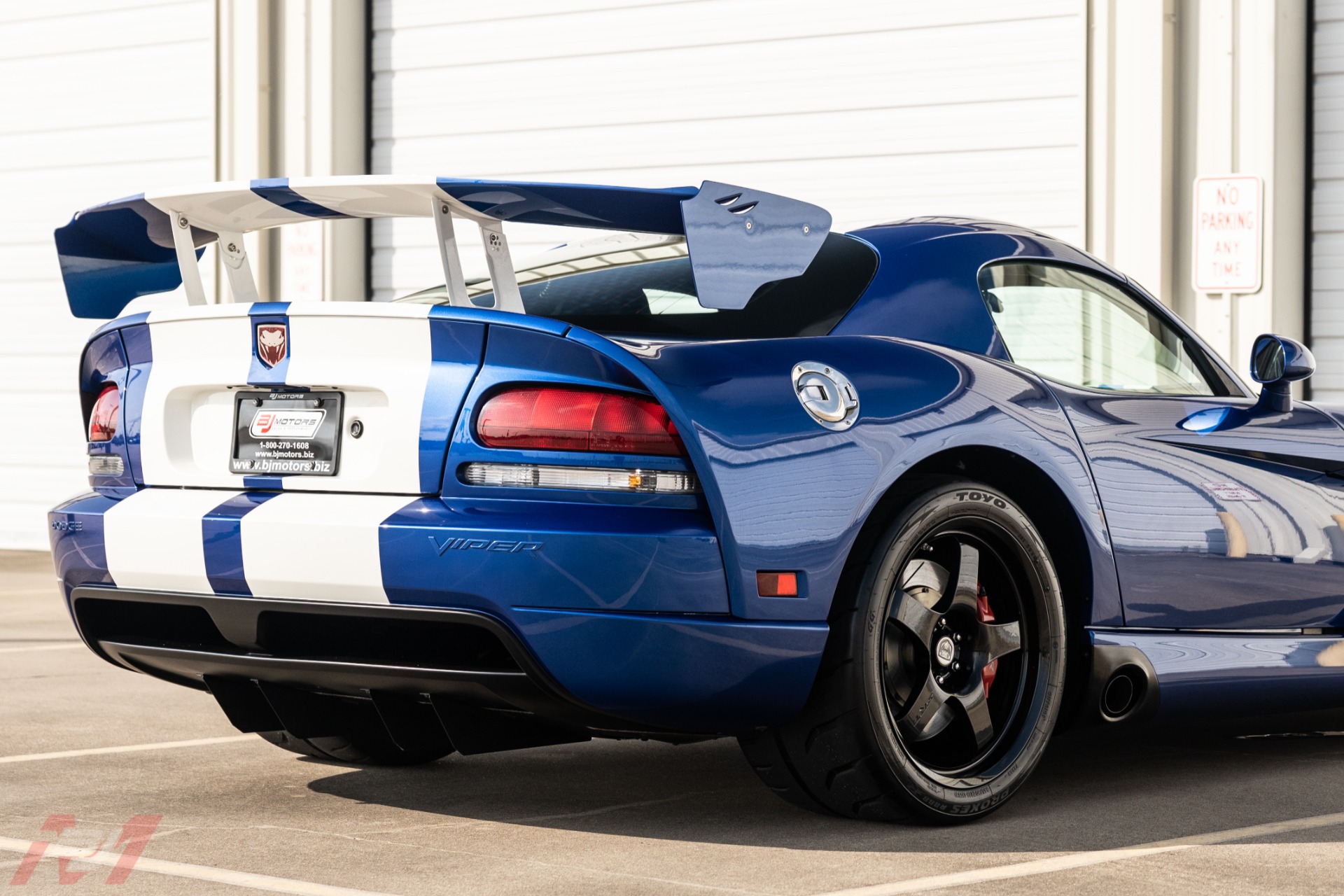 Used-2010-Dodge-Viper-ACR